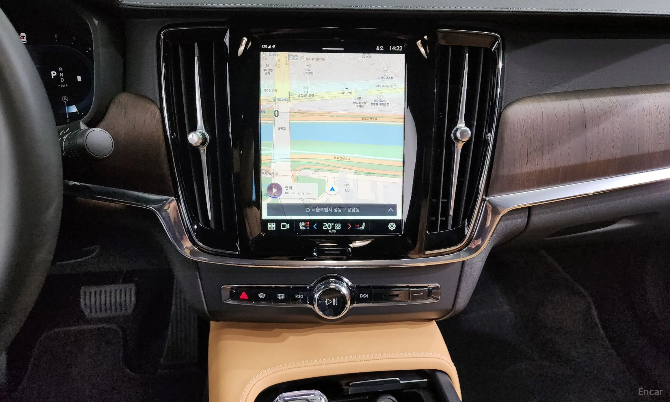 Volvo S90 превью 14