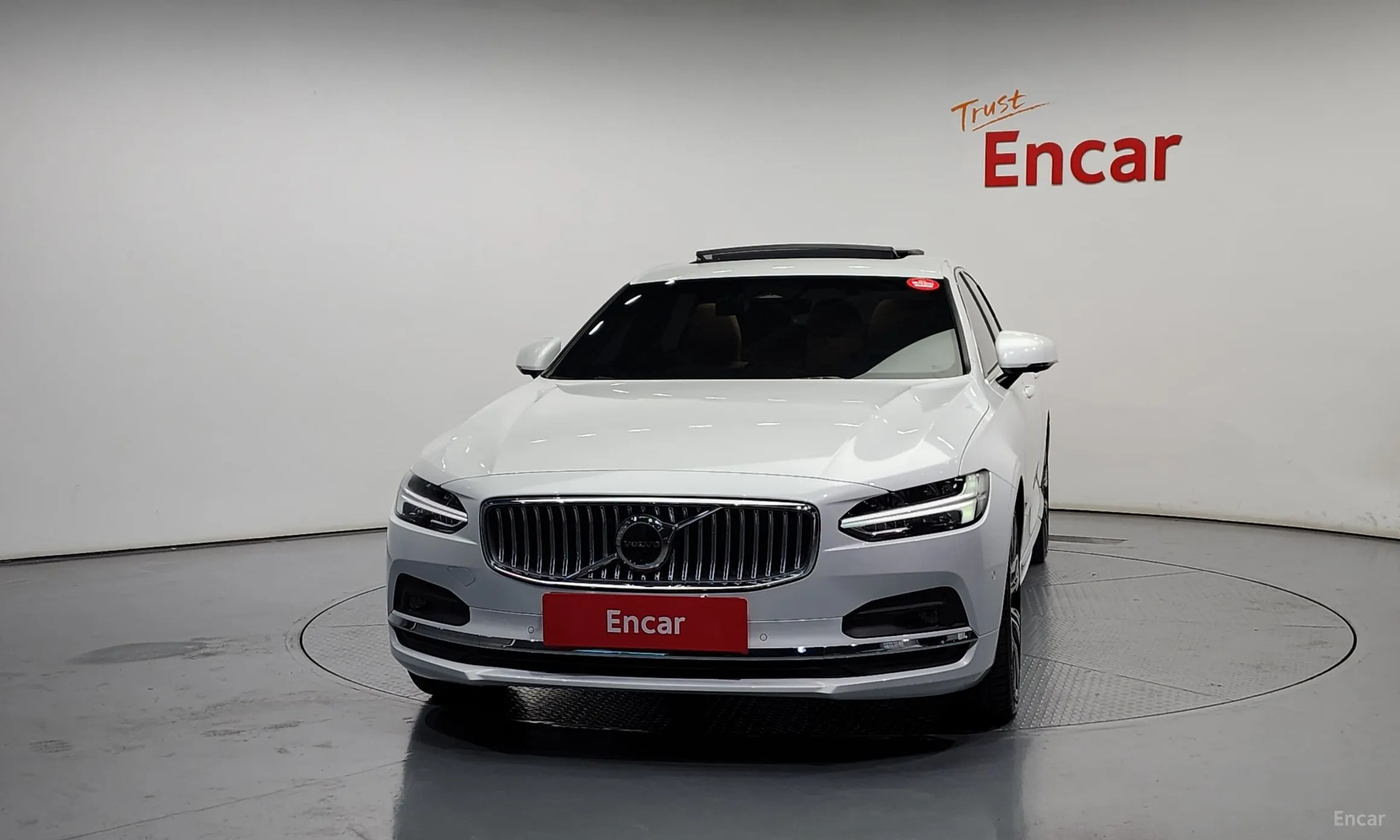 Volvo S90 превью 3