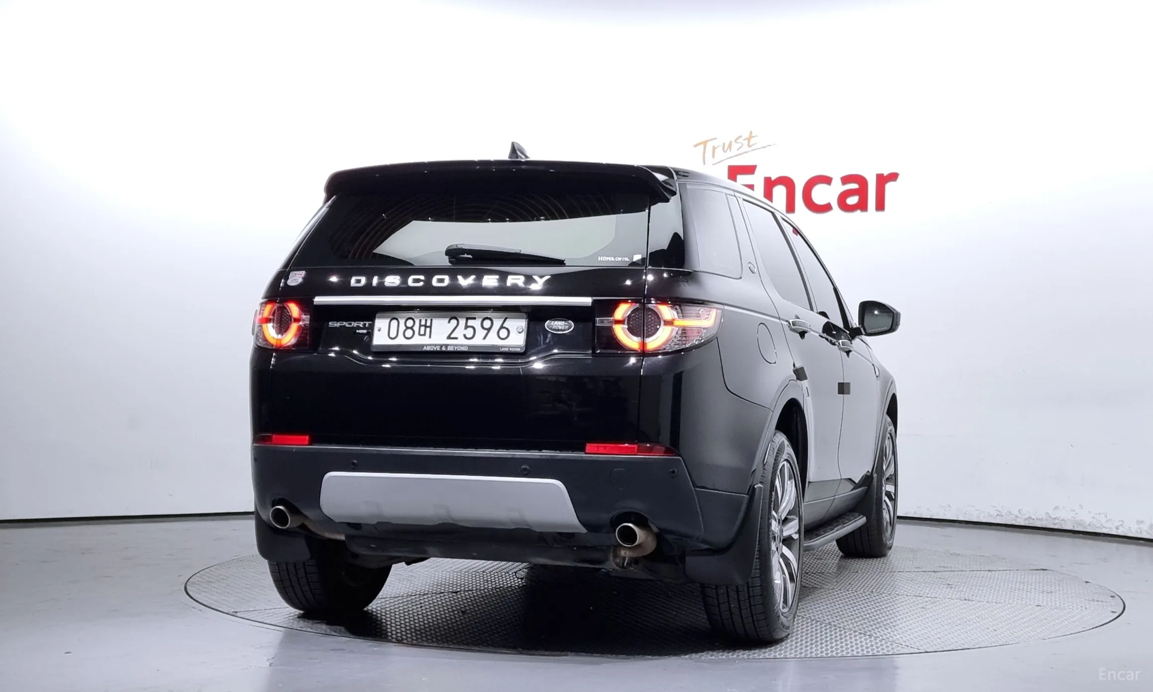 Land Rover Discovery Sports превью 3
