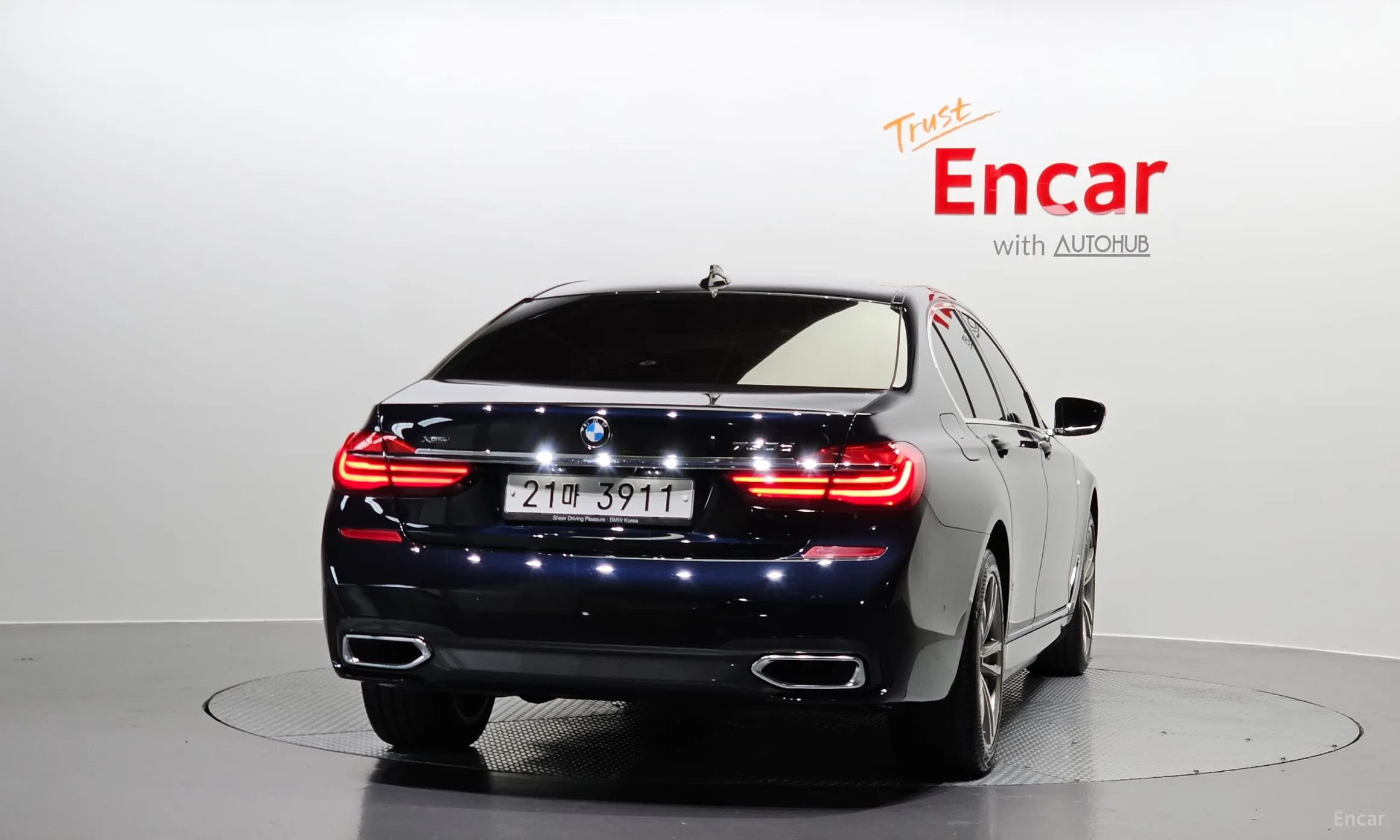 BMW 7 Series (G11) превью 3