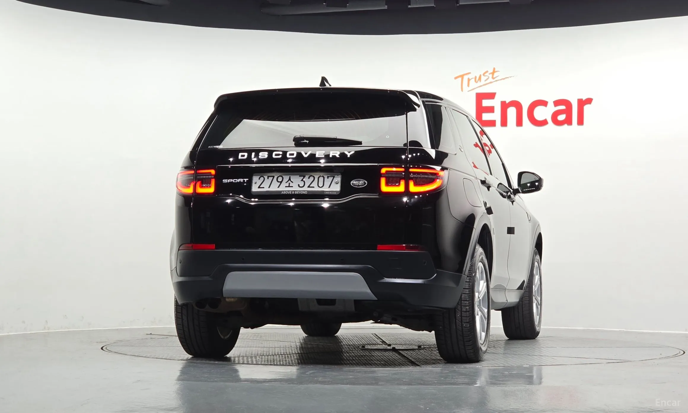 Land Rover Discovery Sports превью 3