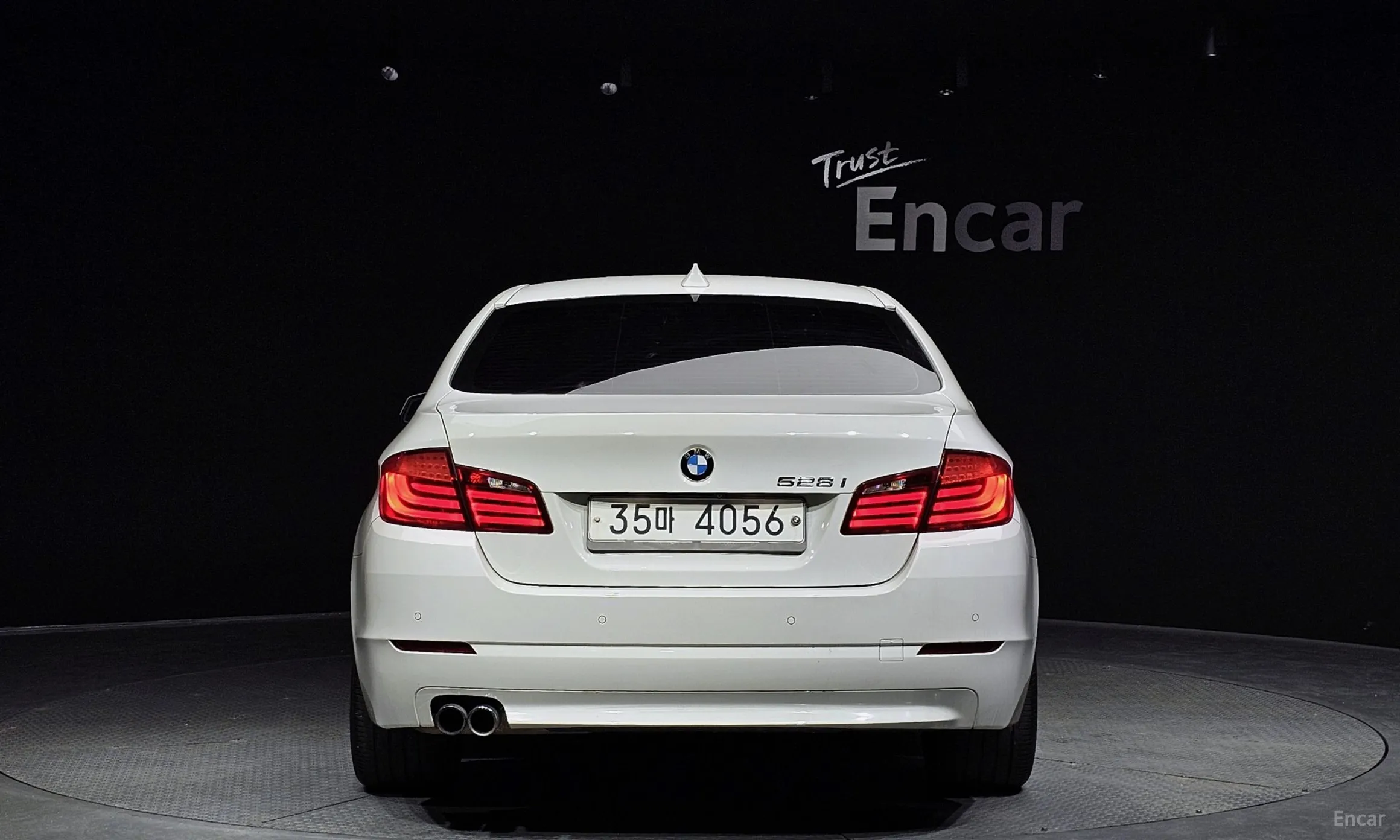 BMW 5 Series (F10) превью 3