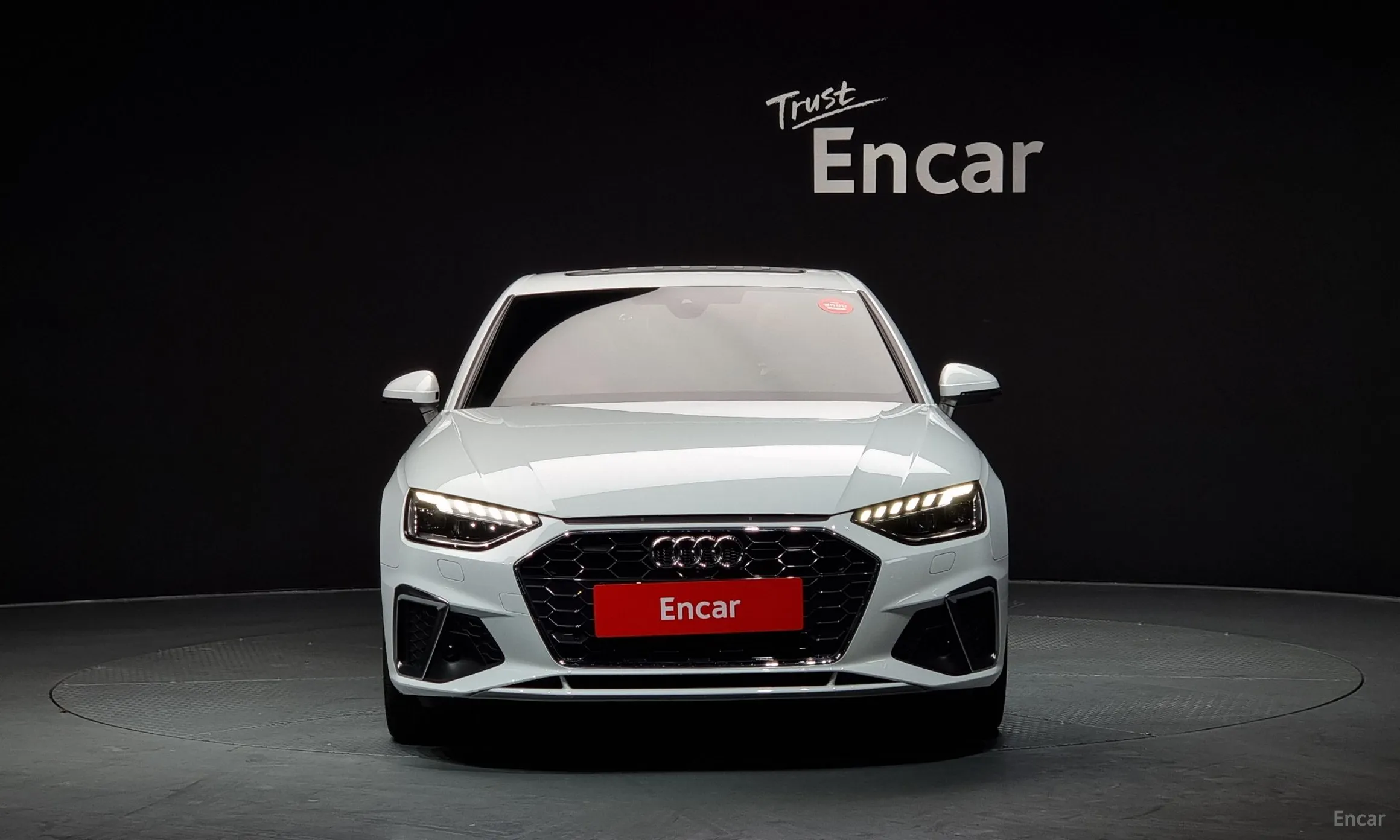Audi A4 (B9) превью 2
