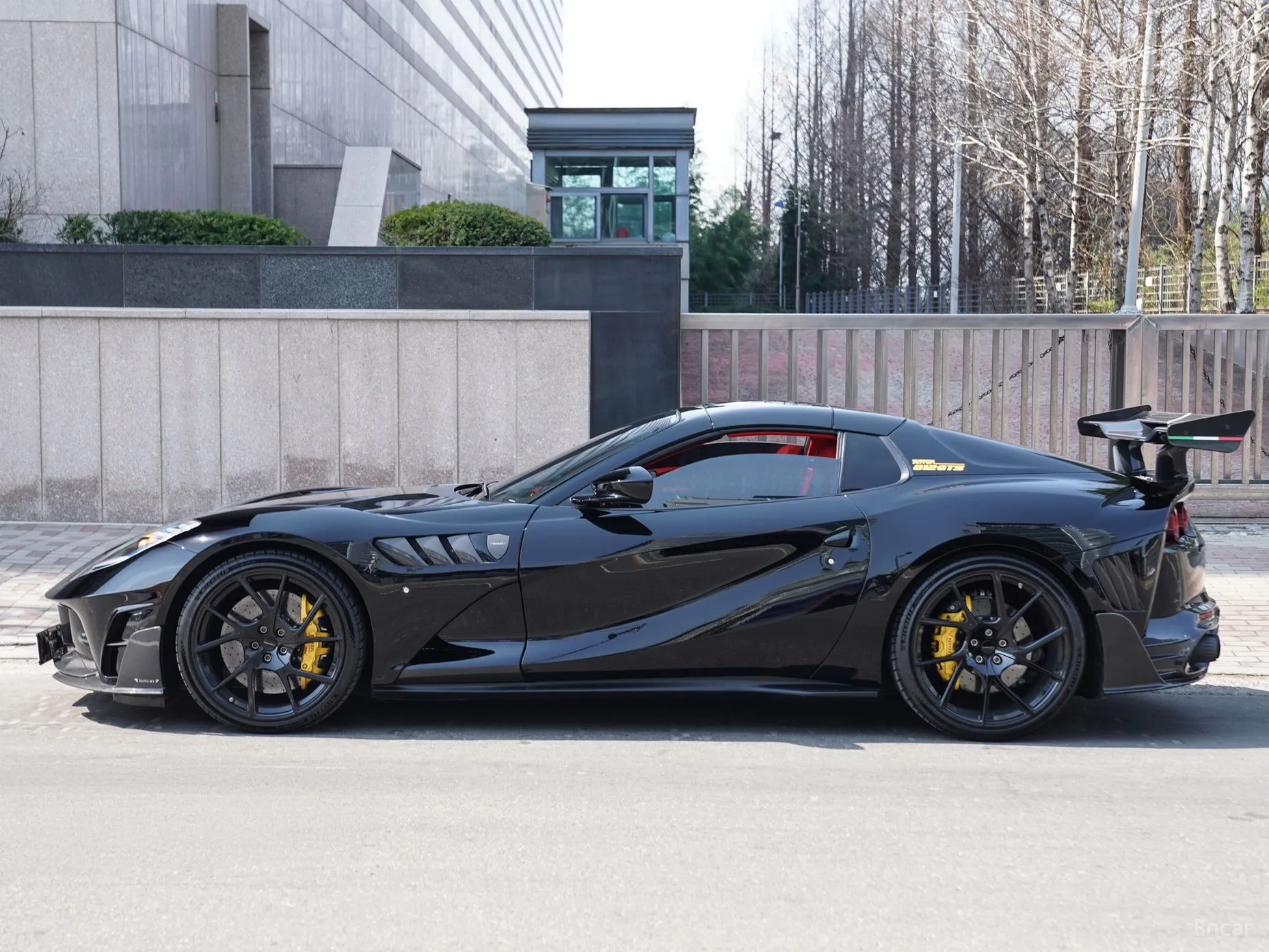 Ferrari 812 GTS превью 13