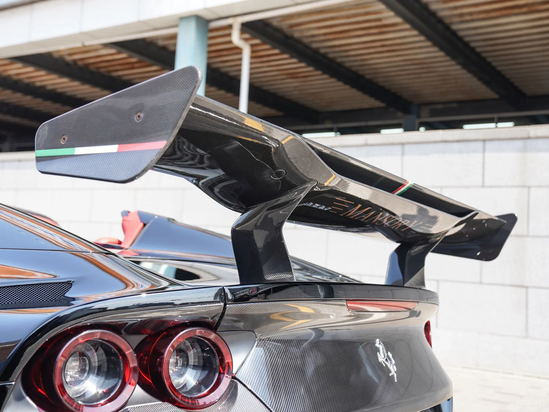 Ferrari 812 GTS превью 14