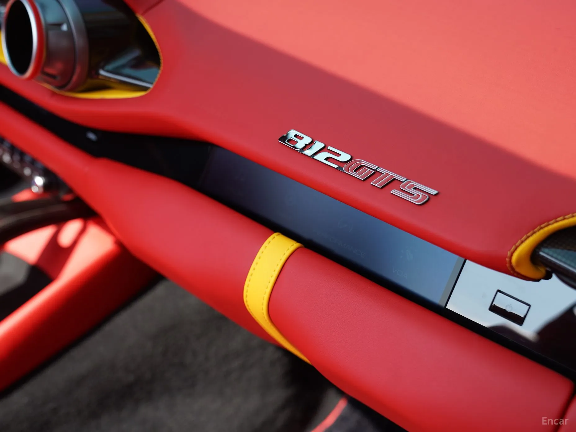Ferrari 812 GTS превью 19