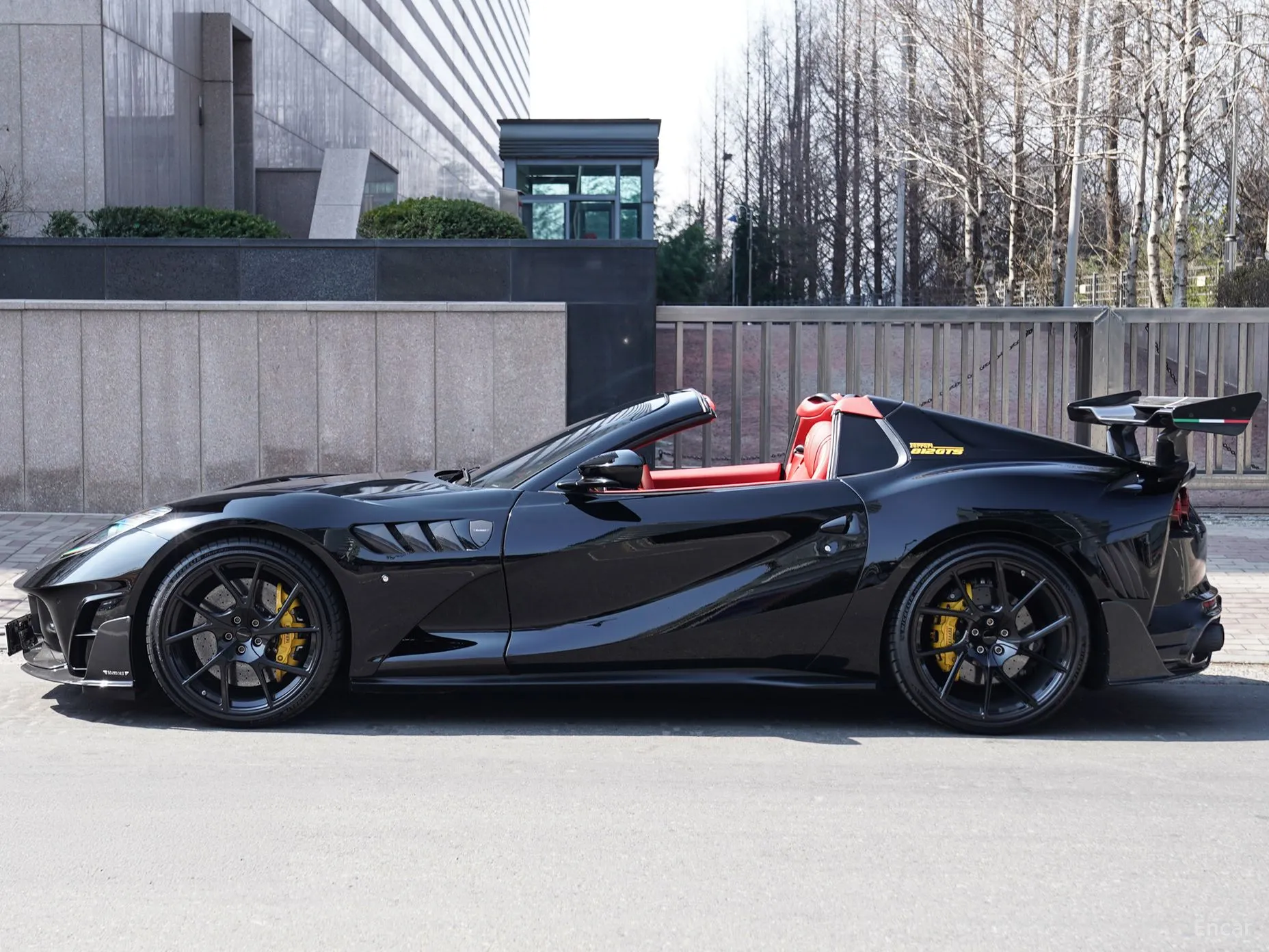 Ferrari 812 GTS превью 5