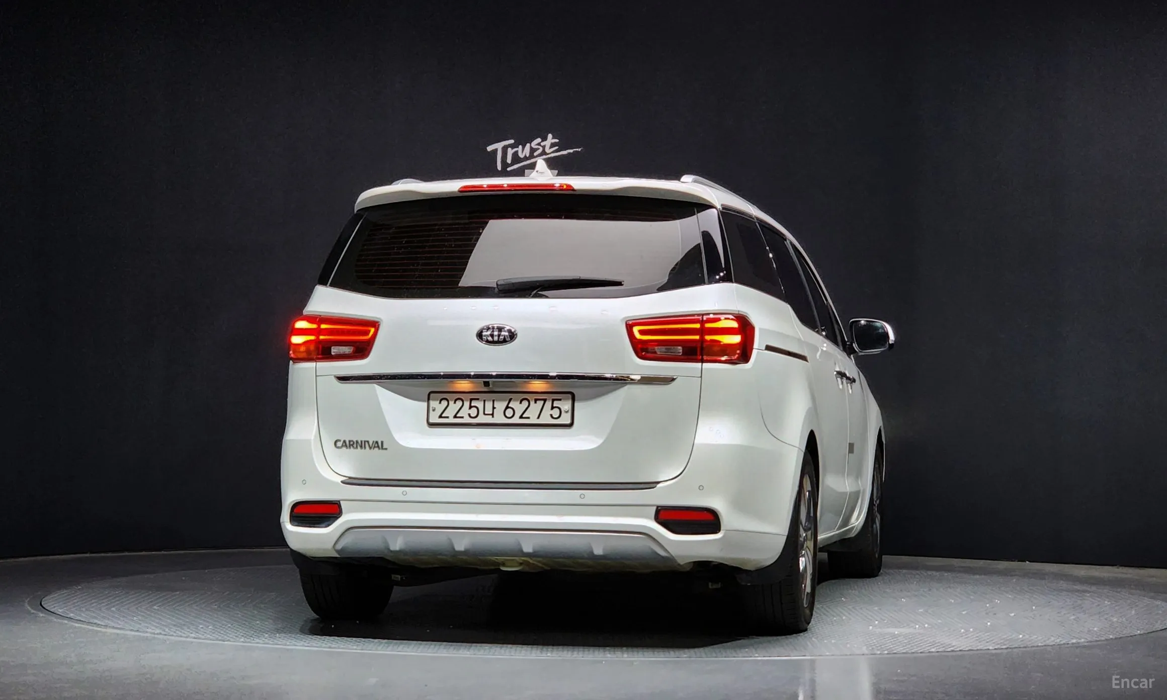 Kia Carnival превью 3