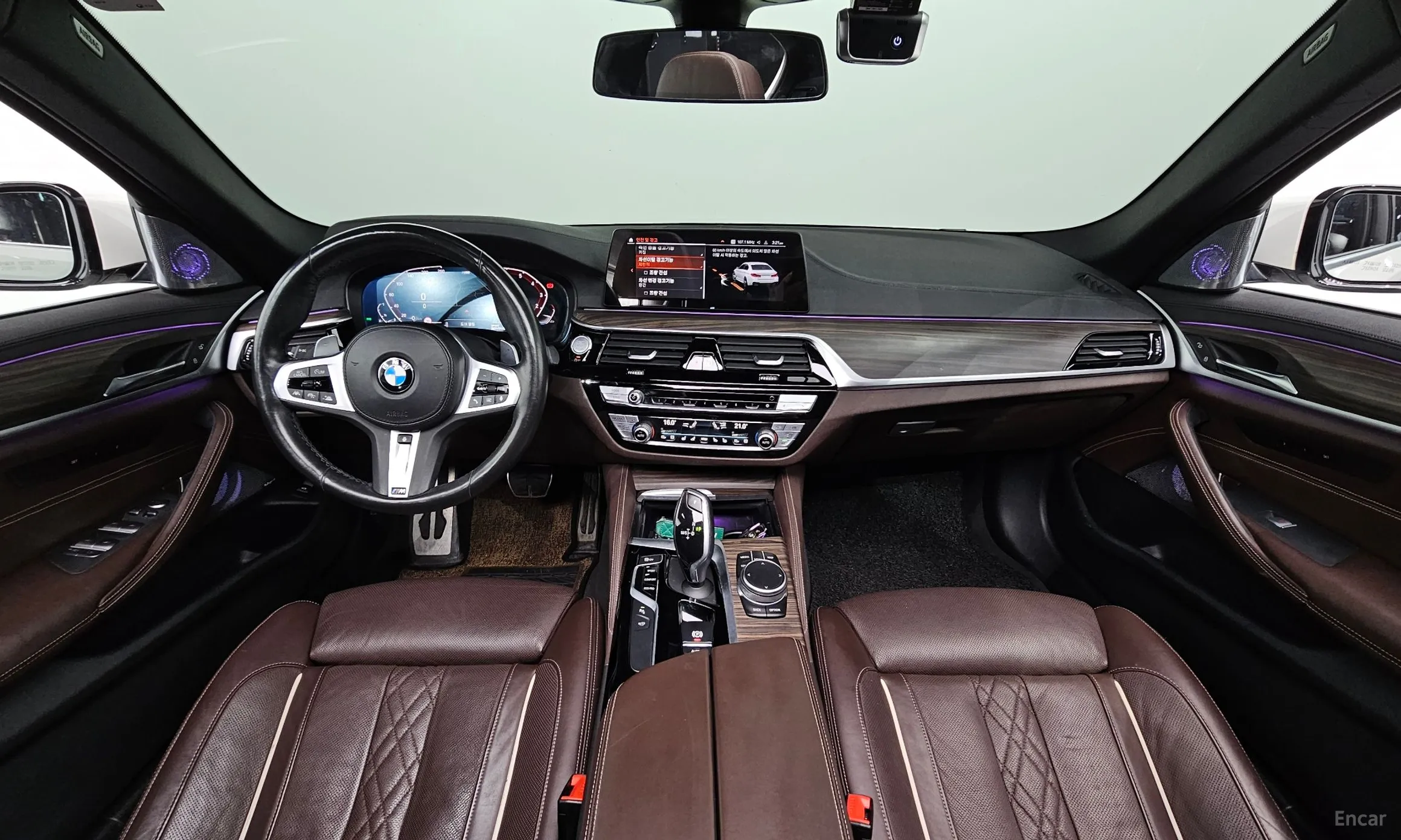 BMW 5 Series (G30) превью 4