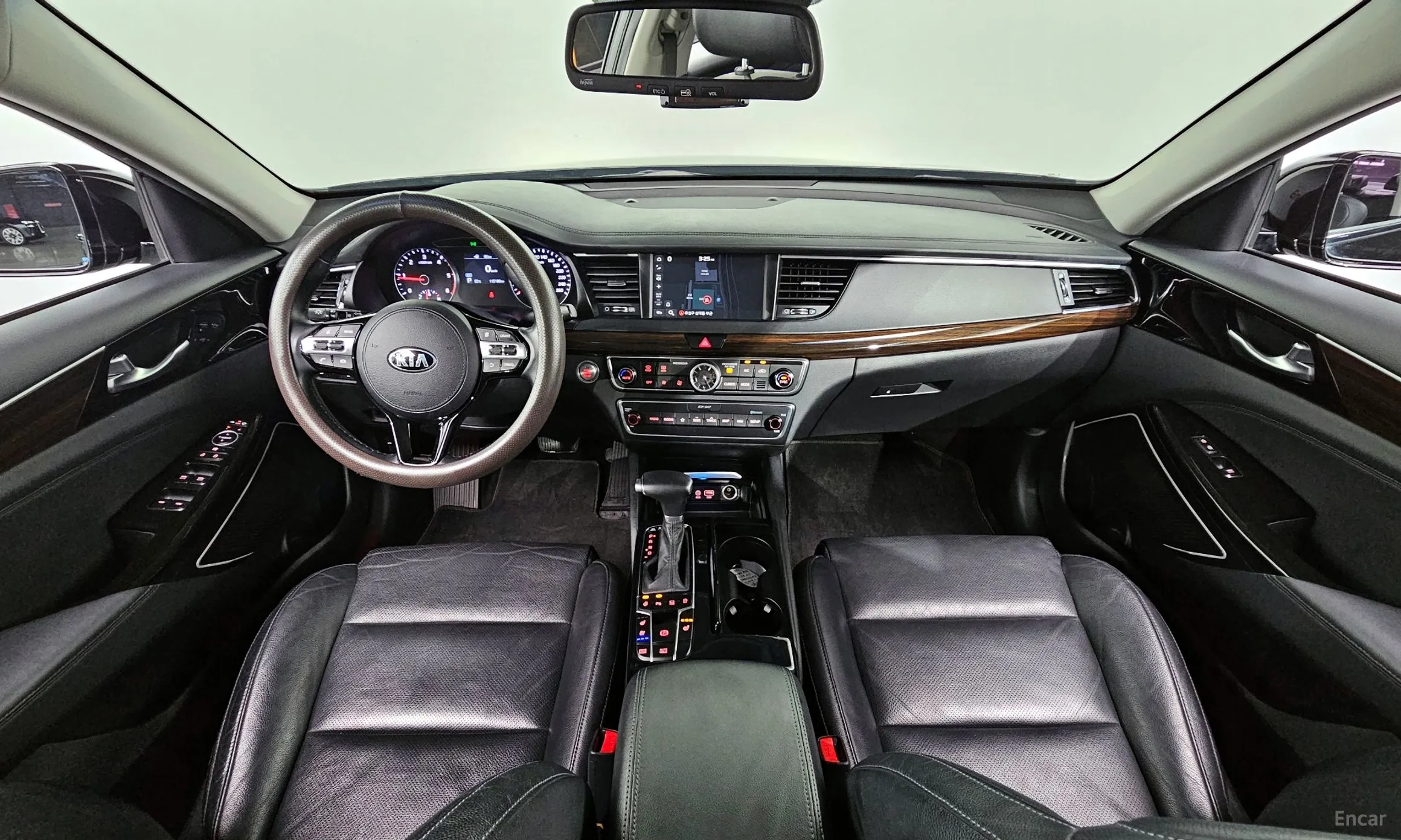 Kia K7 превью 4