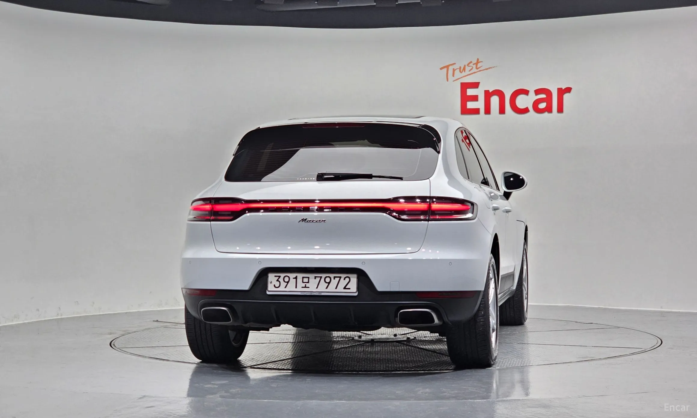 Porsche Macan превью 3