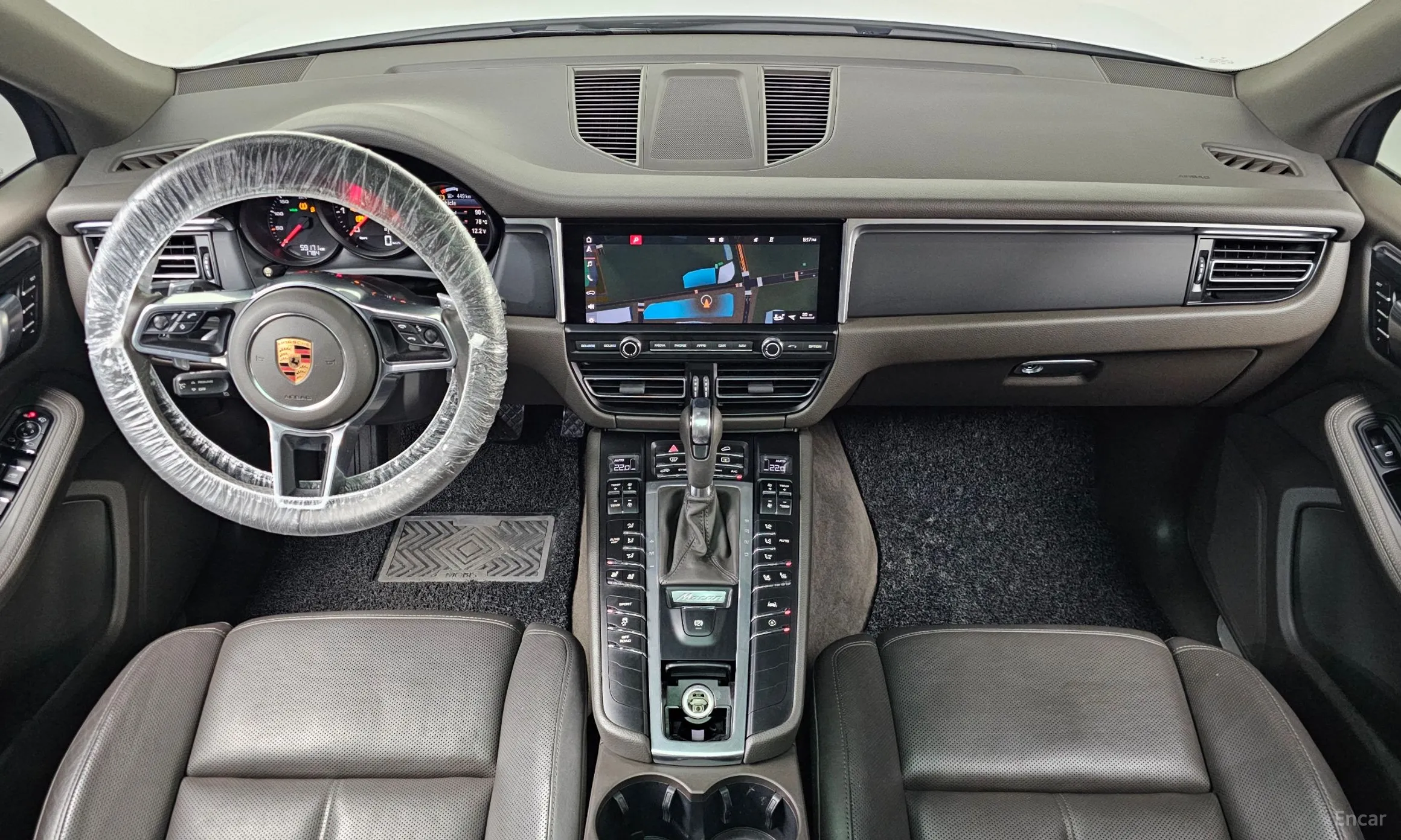 Porsche Macan превью 4
