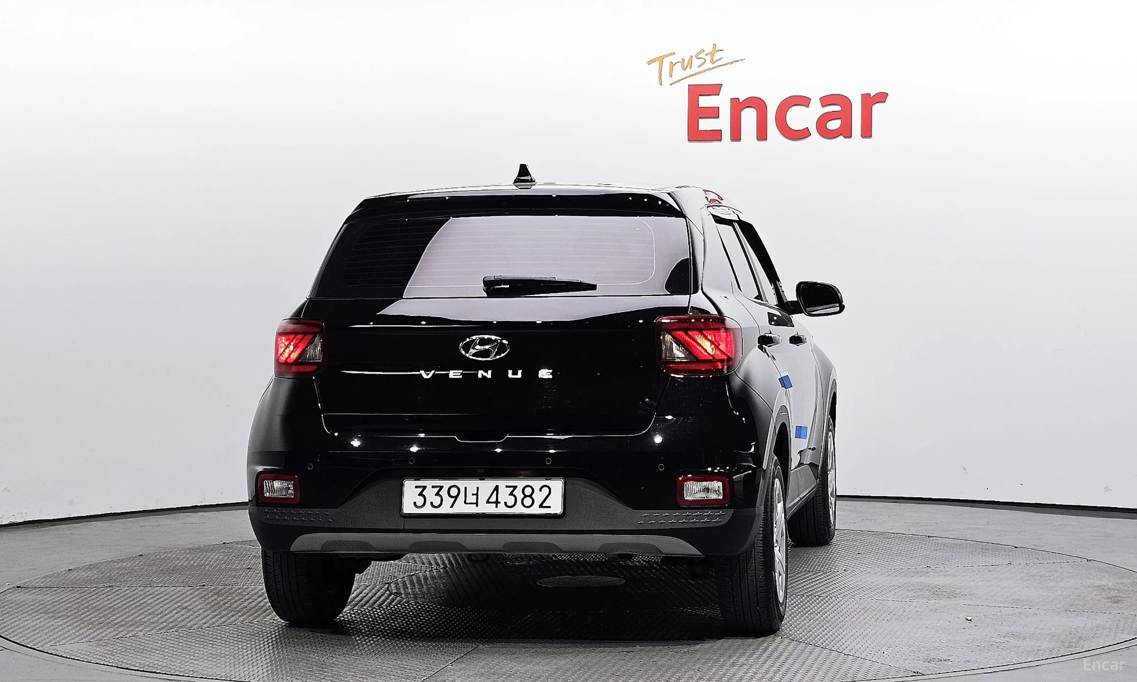 Hyundai Venue превью 3