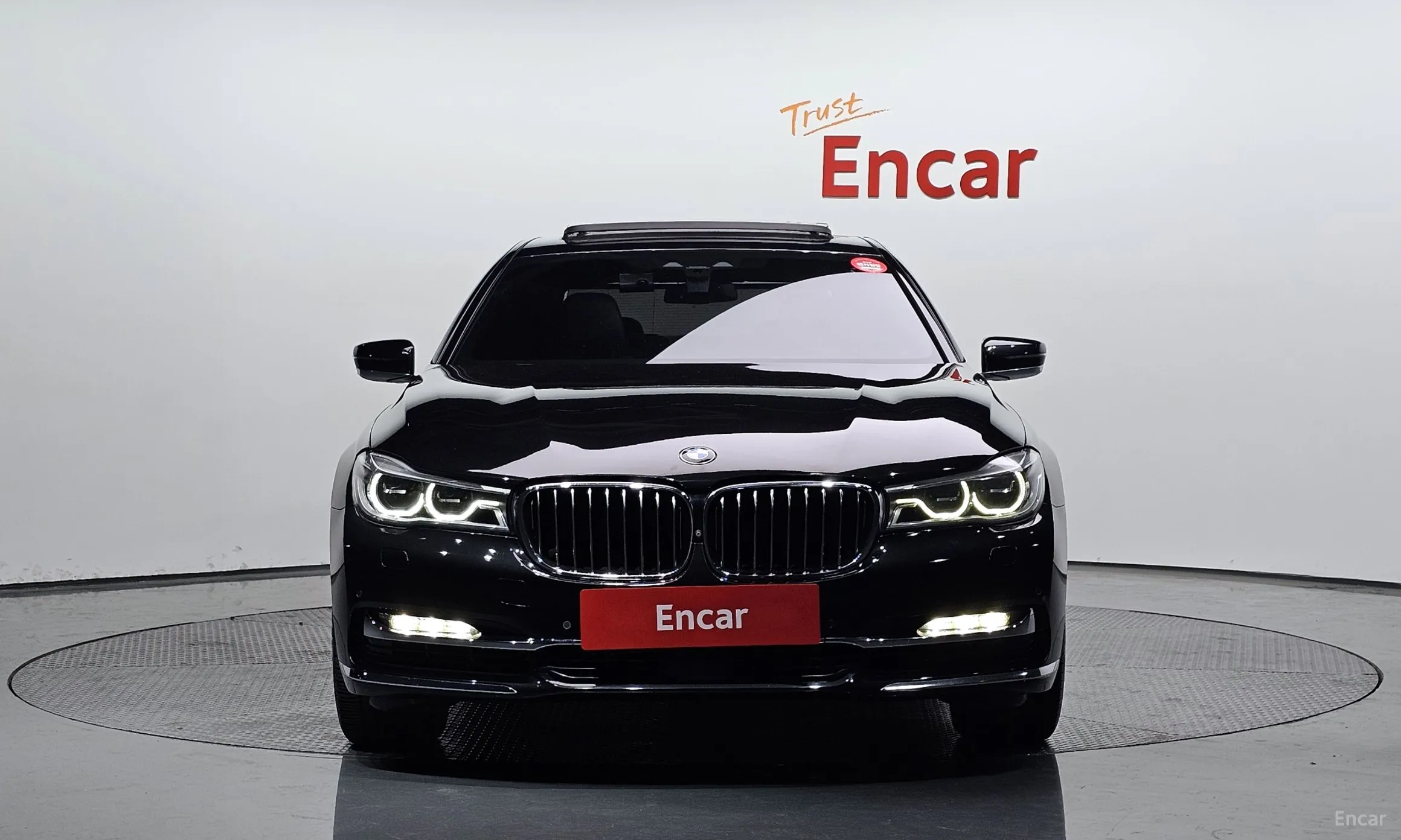 BMW 7 Series (G11) превью 2
