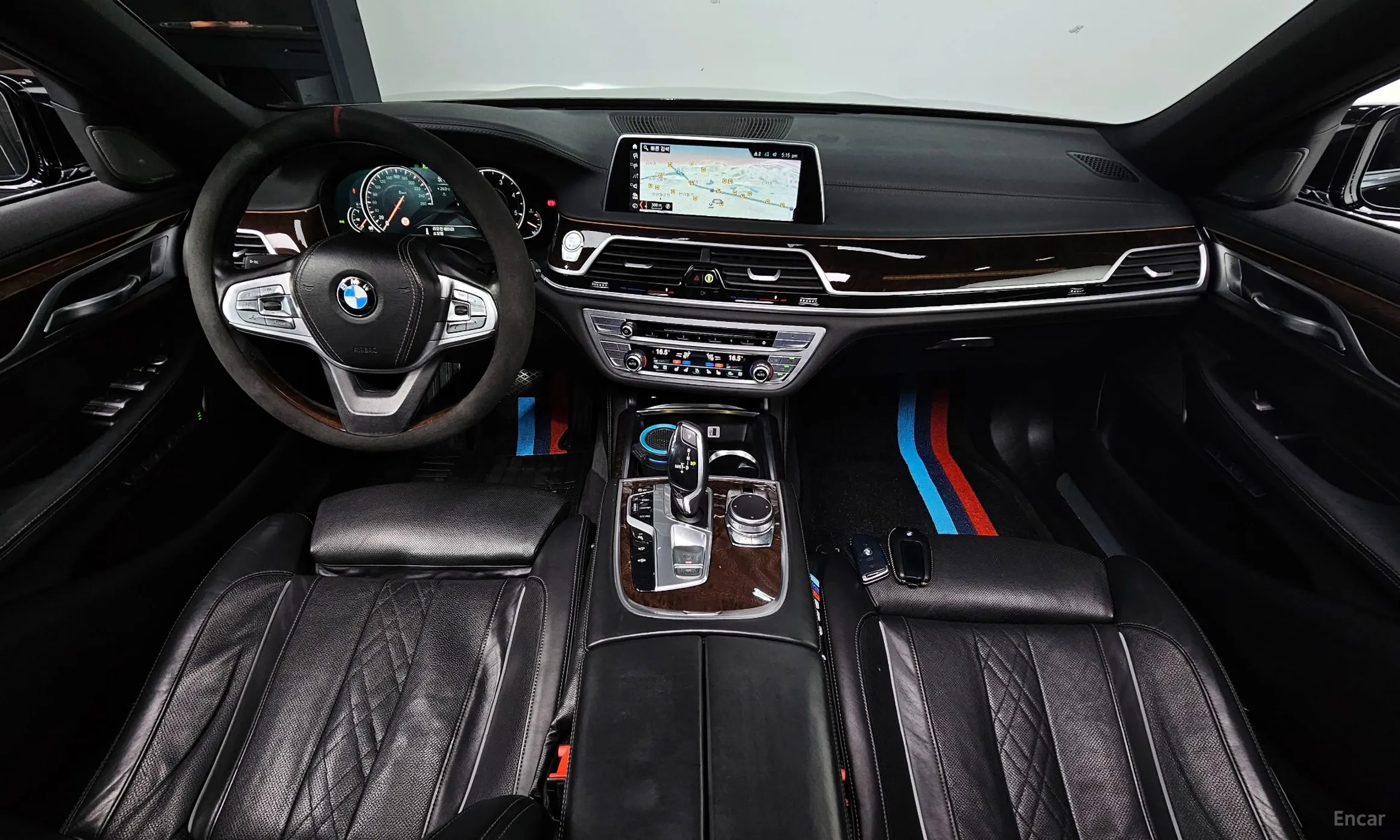 BMW 7 Series (G11) превью 4