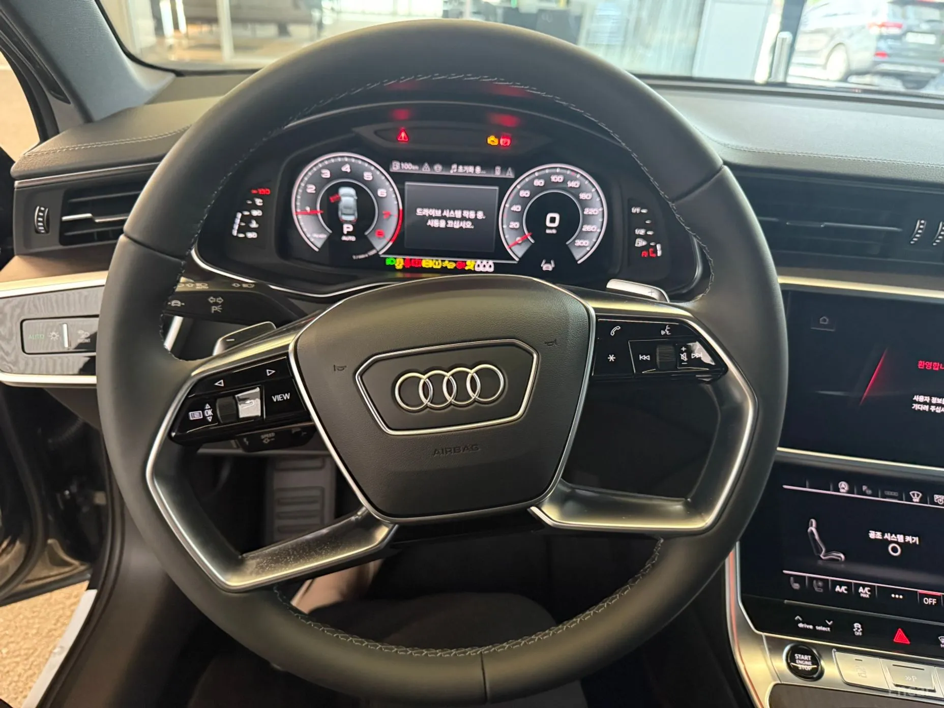 Audi A6 (C8) превью 4