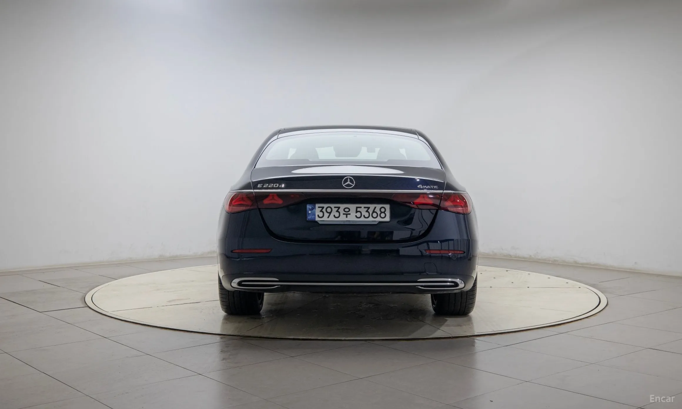 Mercedes Benz E-Class W214 превью 3