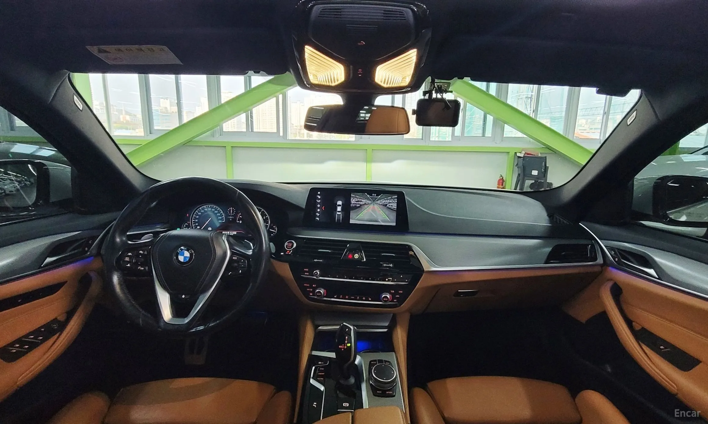 BMW 5 Series (G30) превью 4