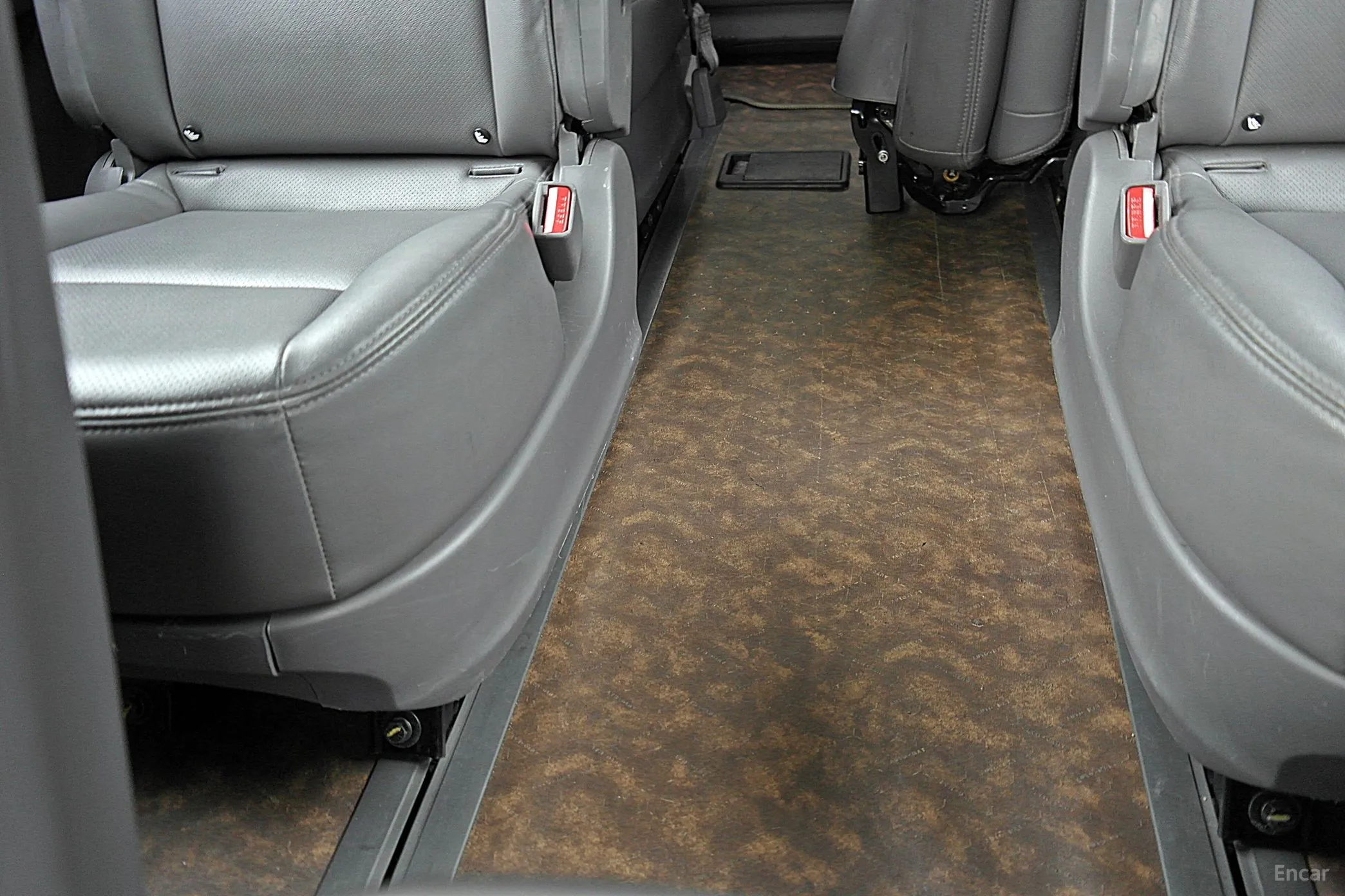 KG Mobility (SsangYong) Korando Turismo превью 18