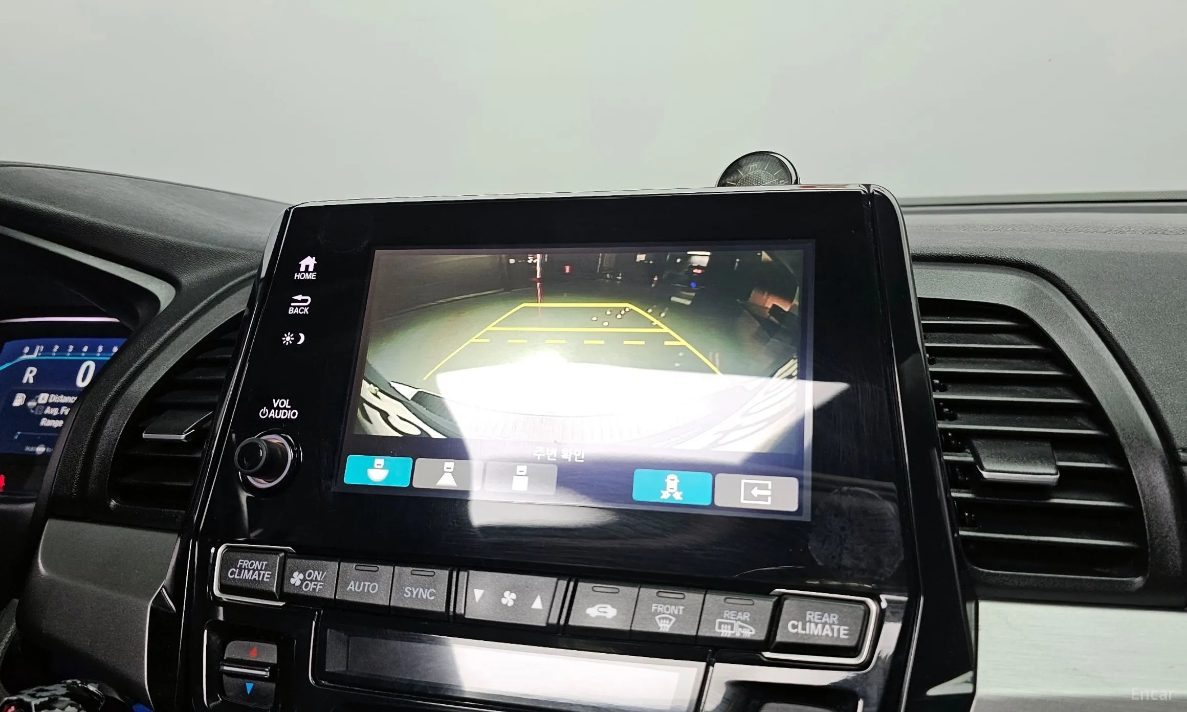 Honda Odyssey превью 16