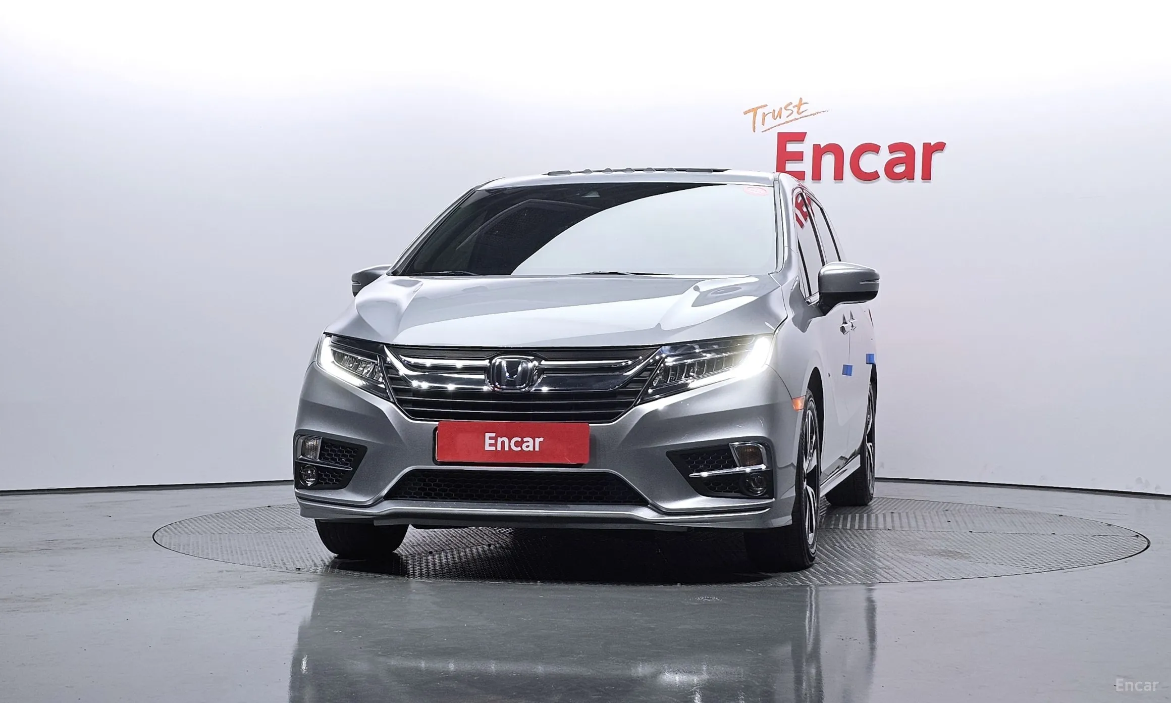 Honda Odyssey превью 3