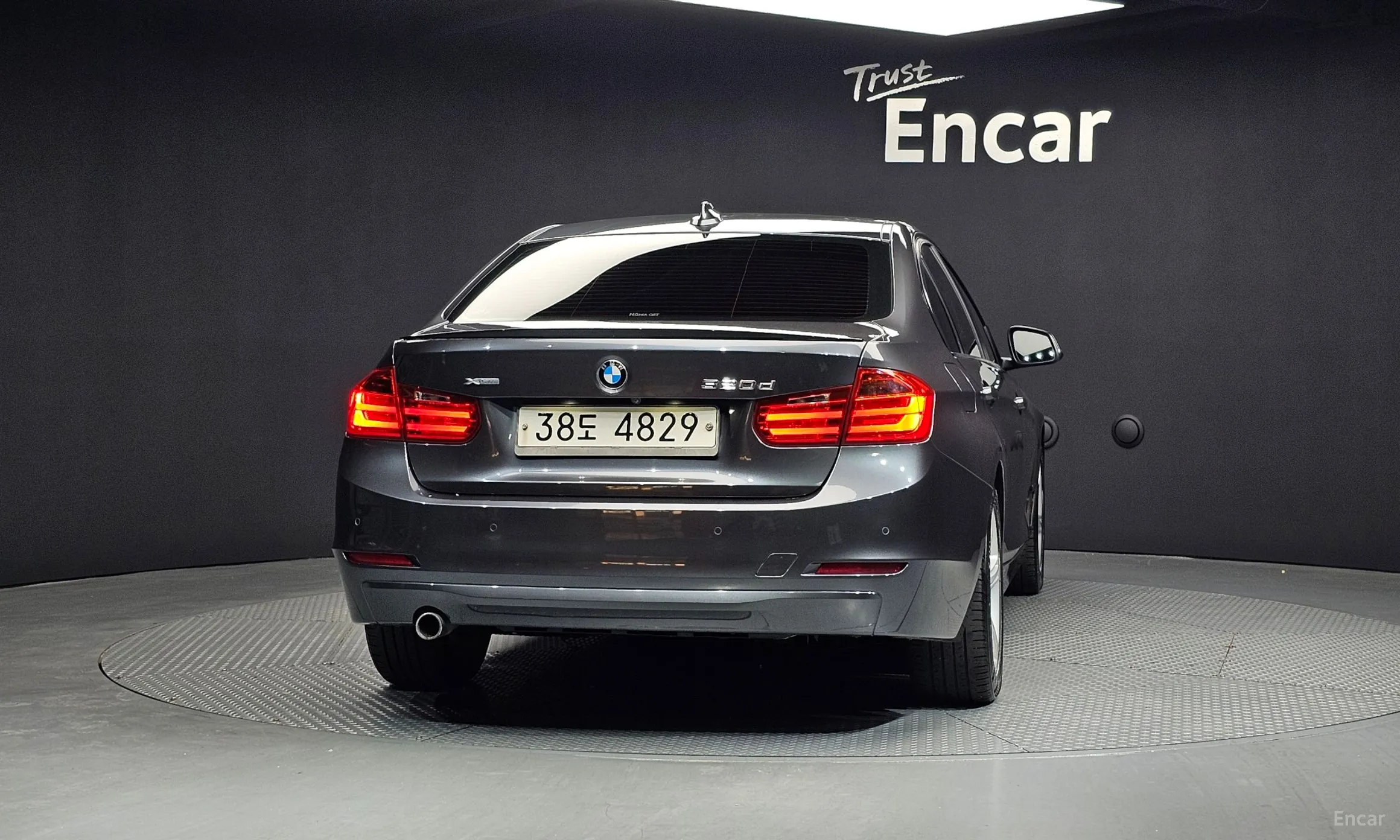 BMW 3 Series (F30) превью 3