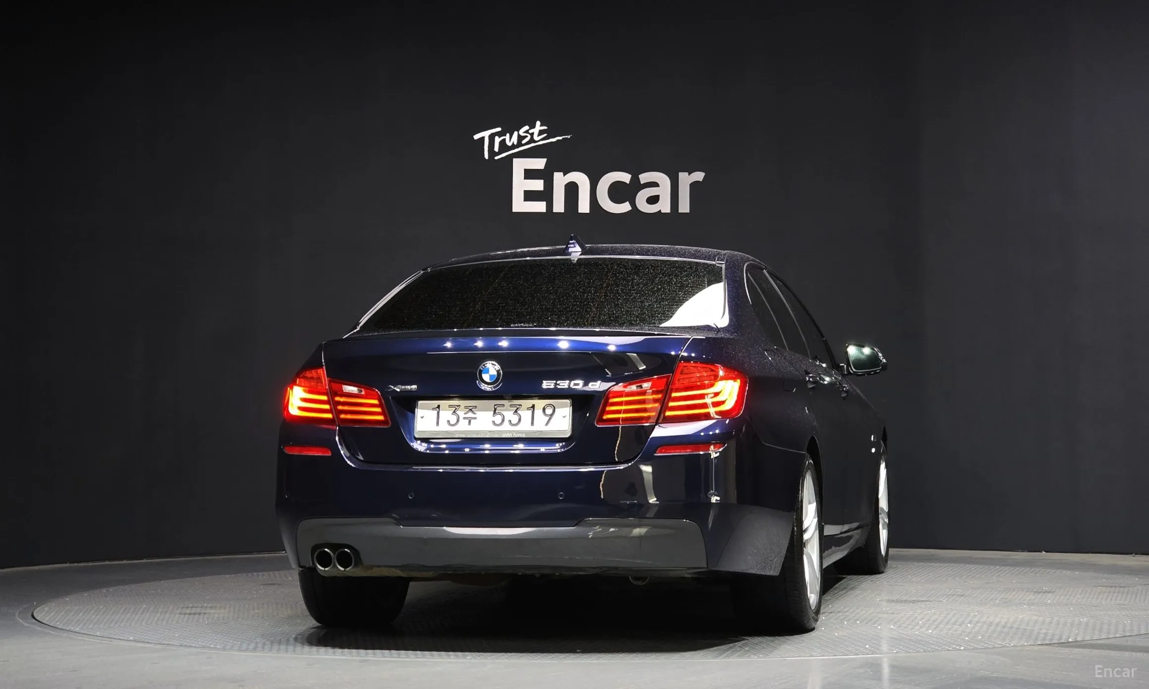 BMW 5 Series (F10) превью 3