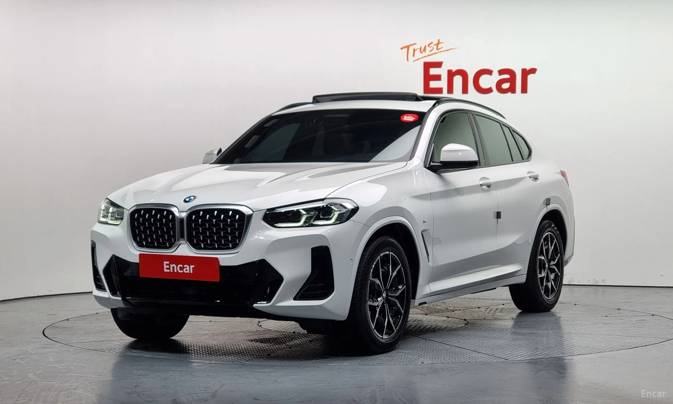 X4 (G02)