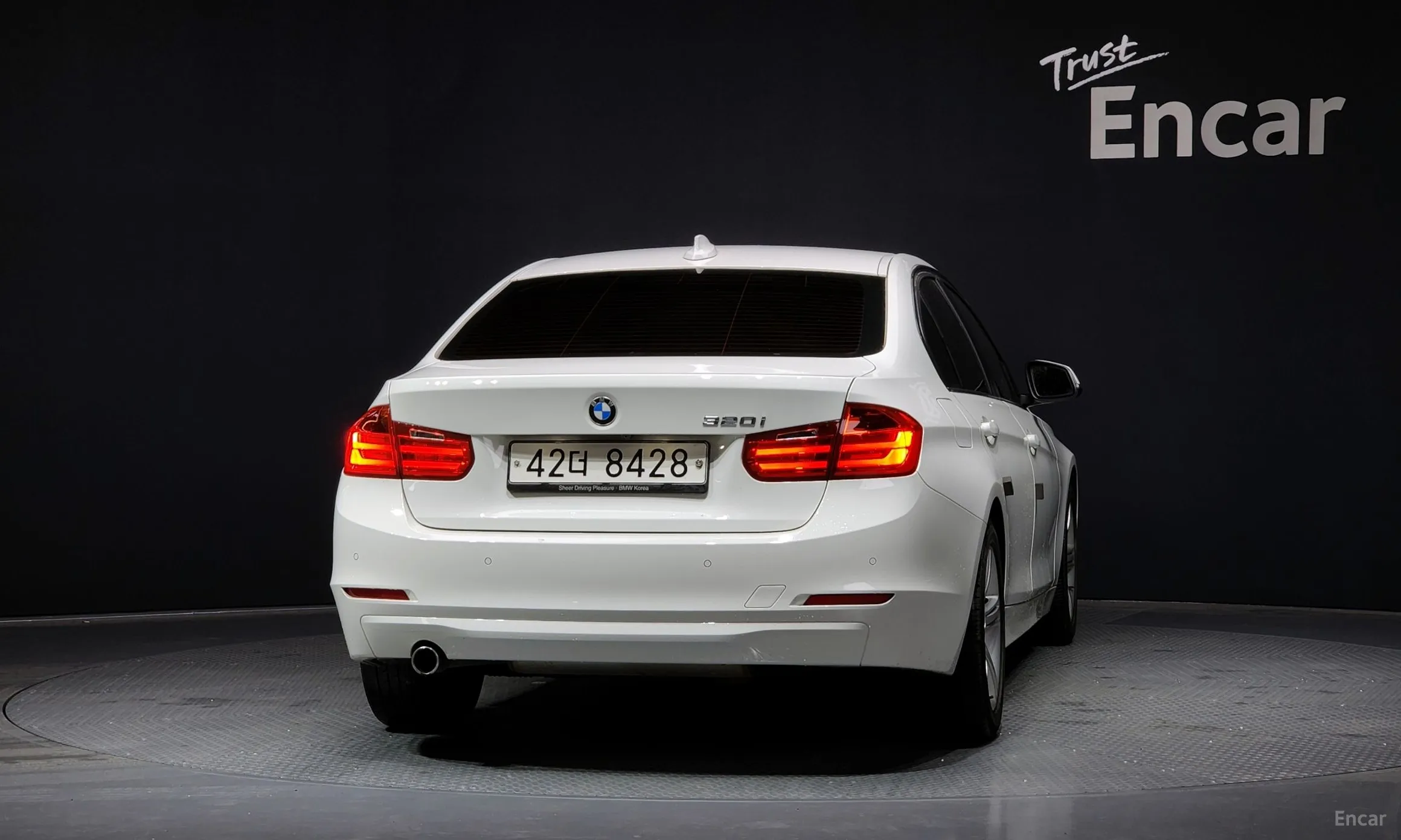 BMW 3 Series (F30) превью 3