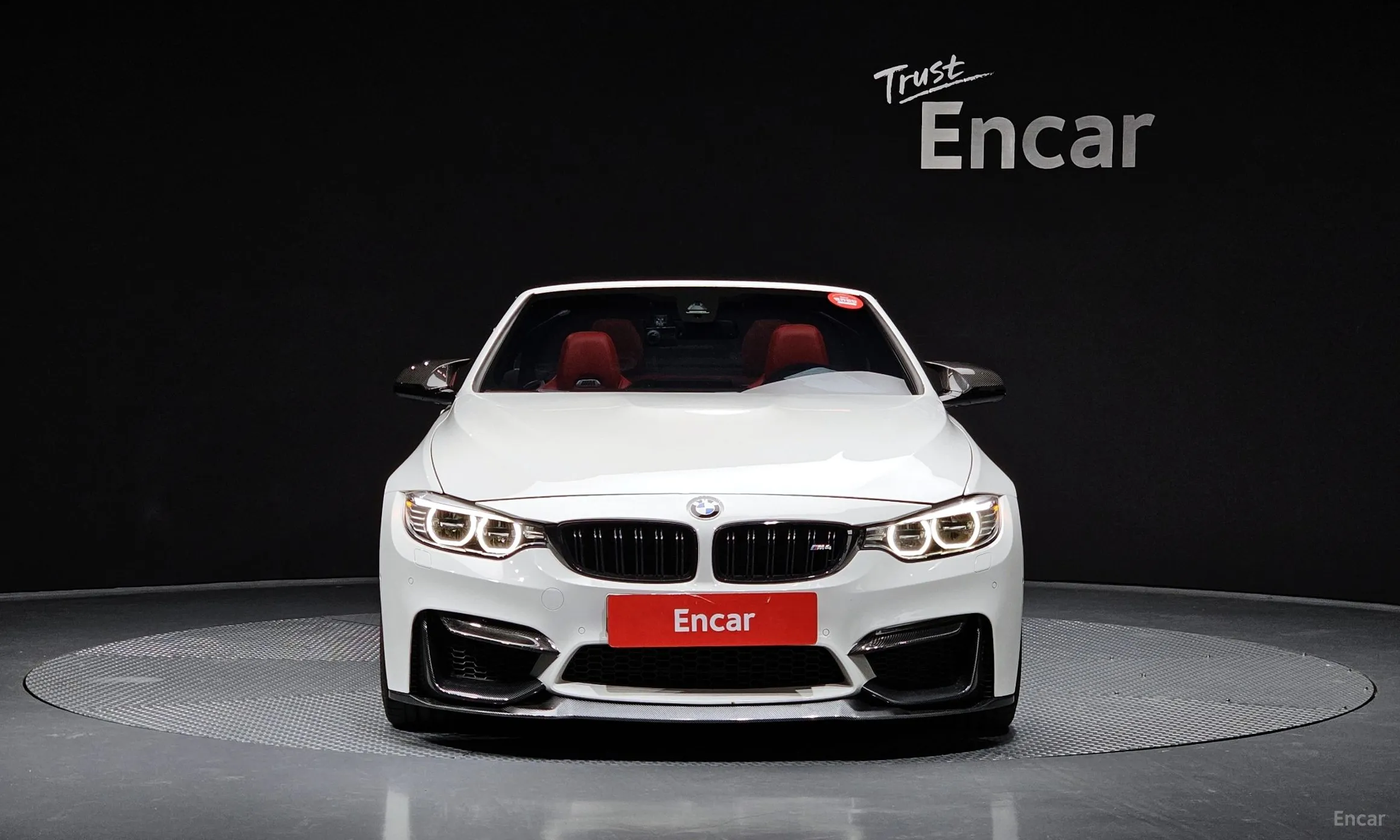 BMW M4 (F82)