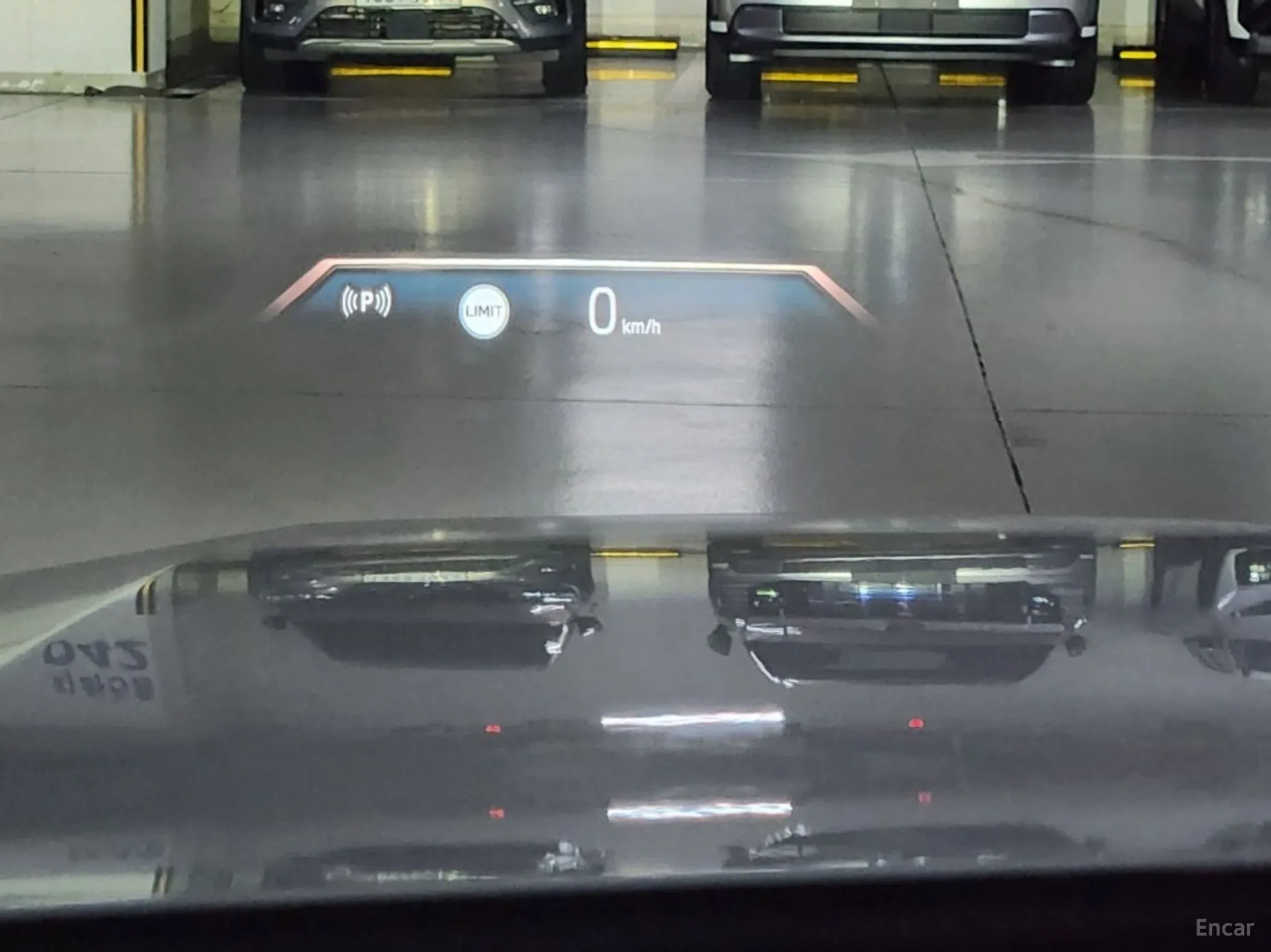 BMW 5 Series (G60) превью 16