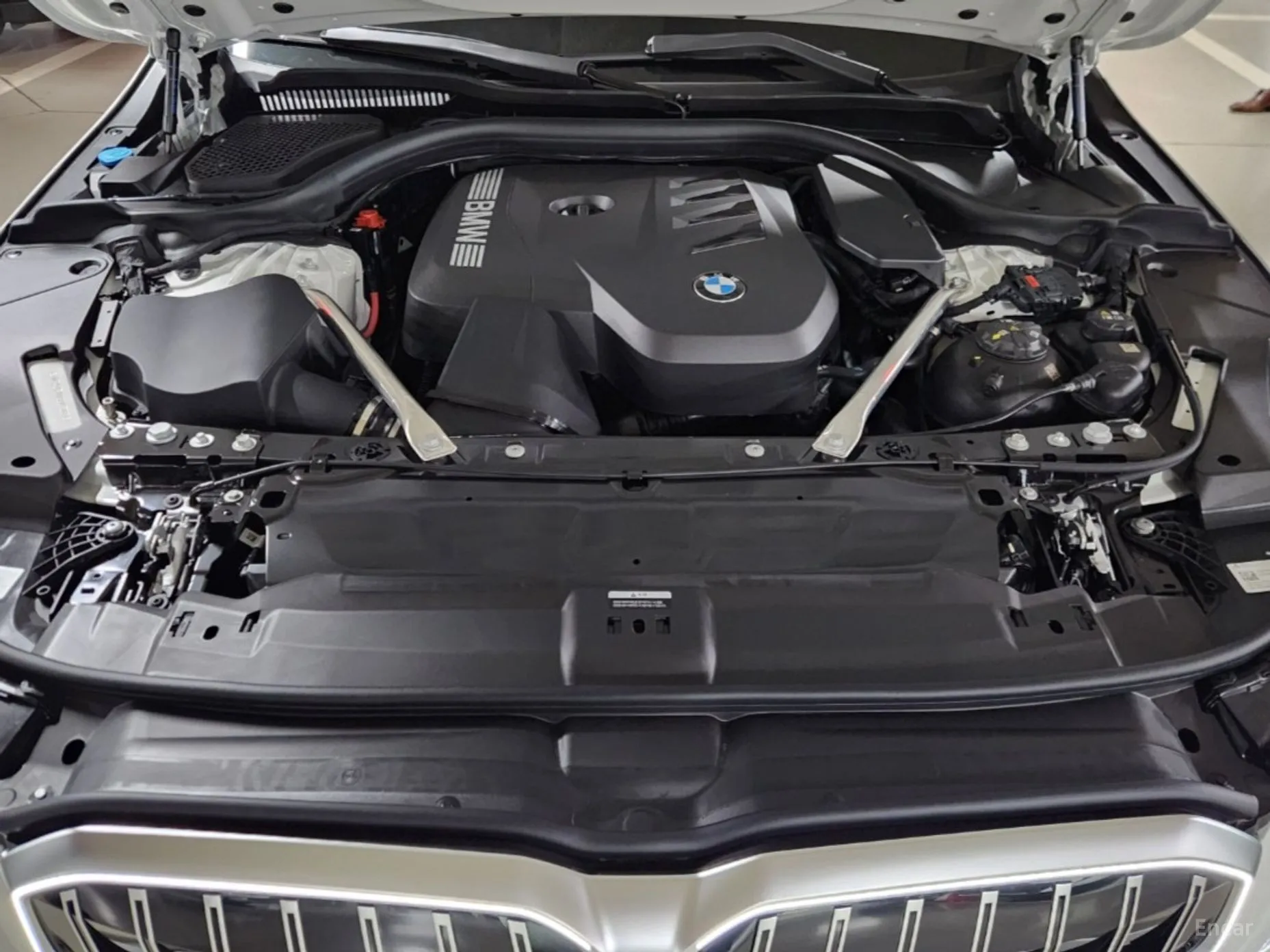 BMW 5 Series (G60) превью 6