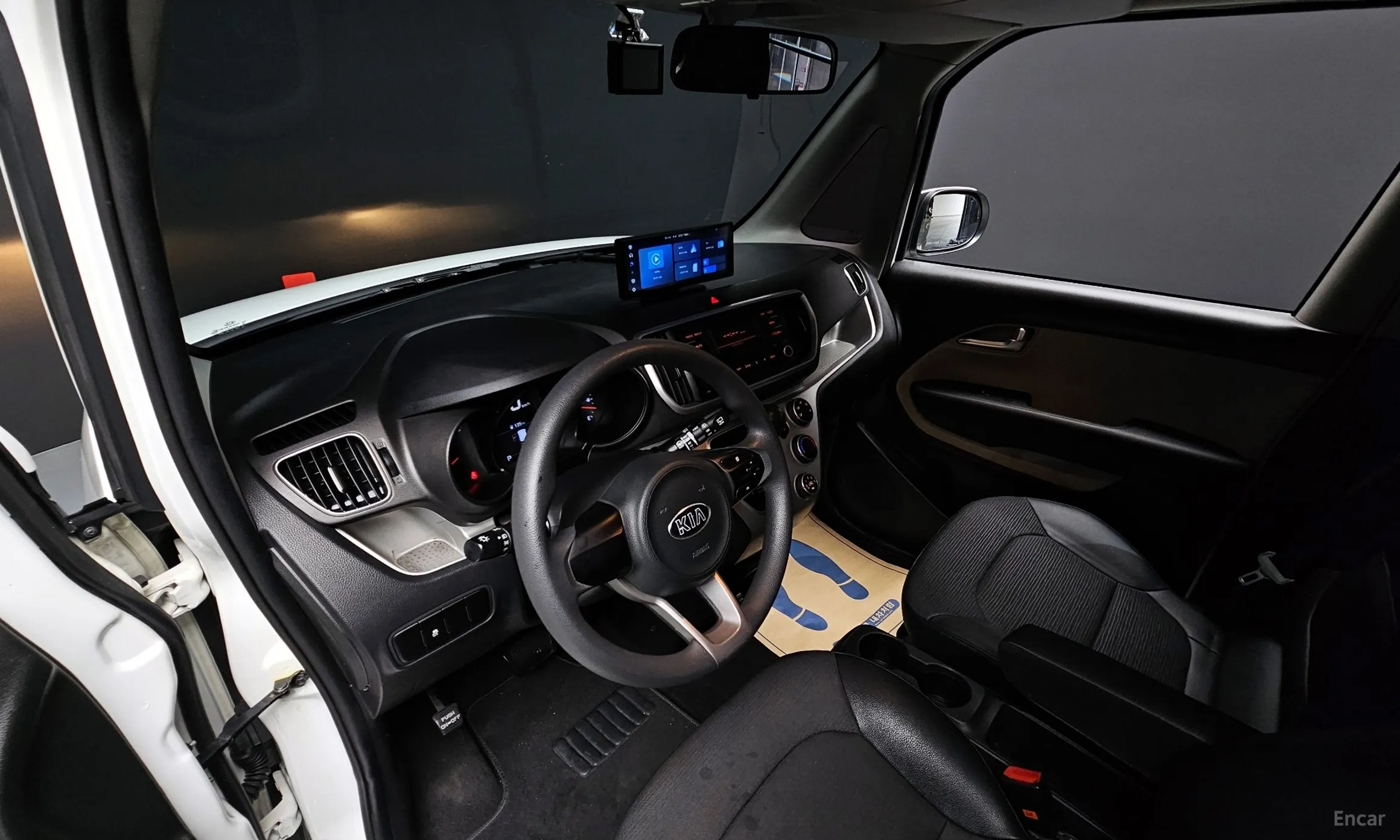 Kia Ray превью 4