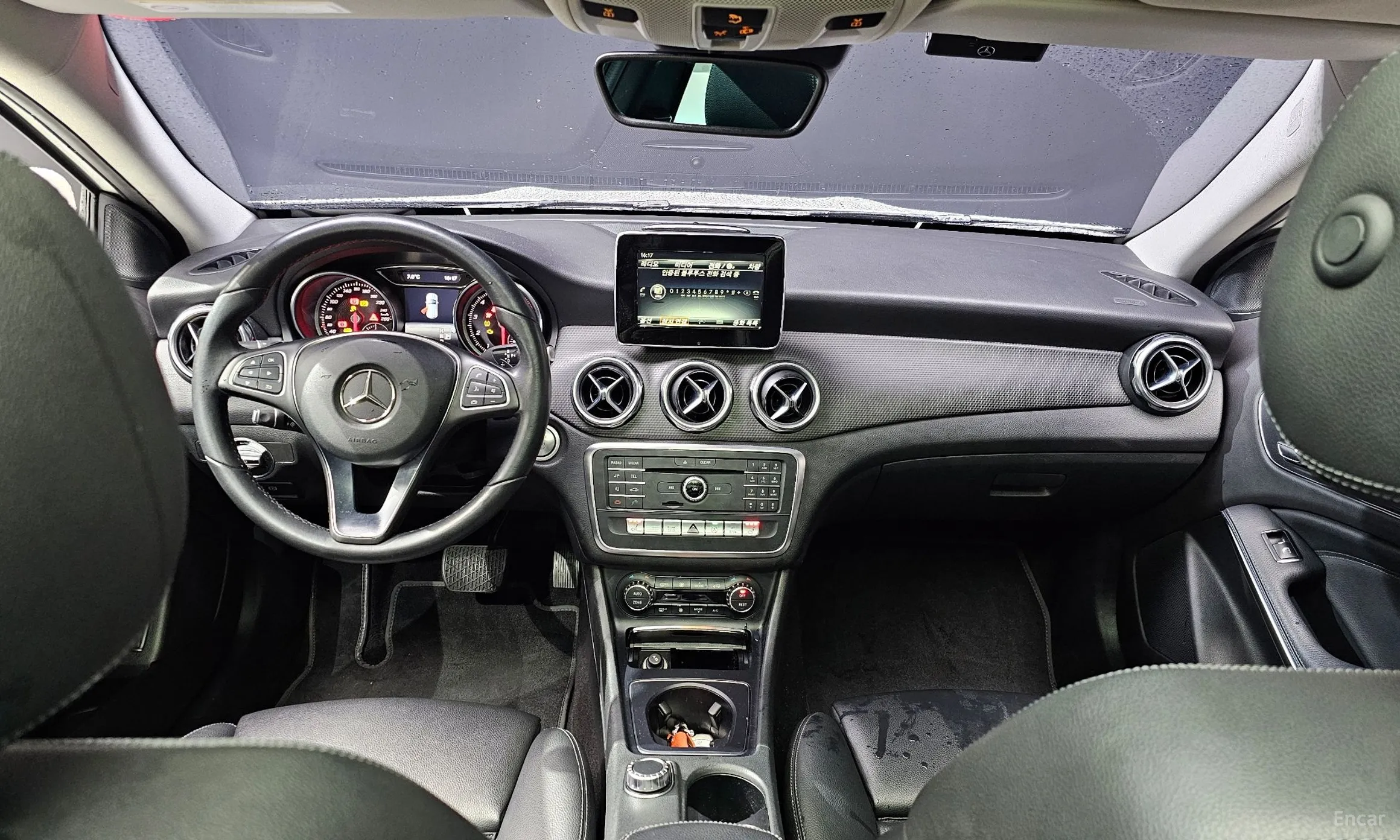 Mercedes Benz GLA-Class X156 превью 4