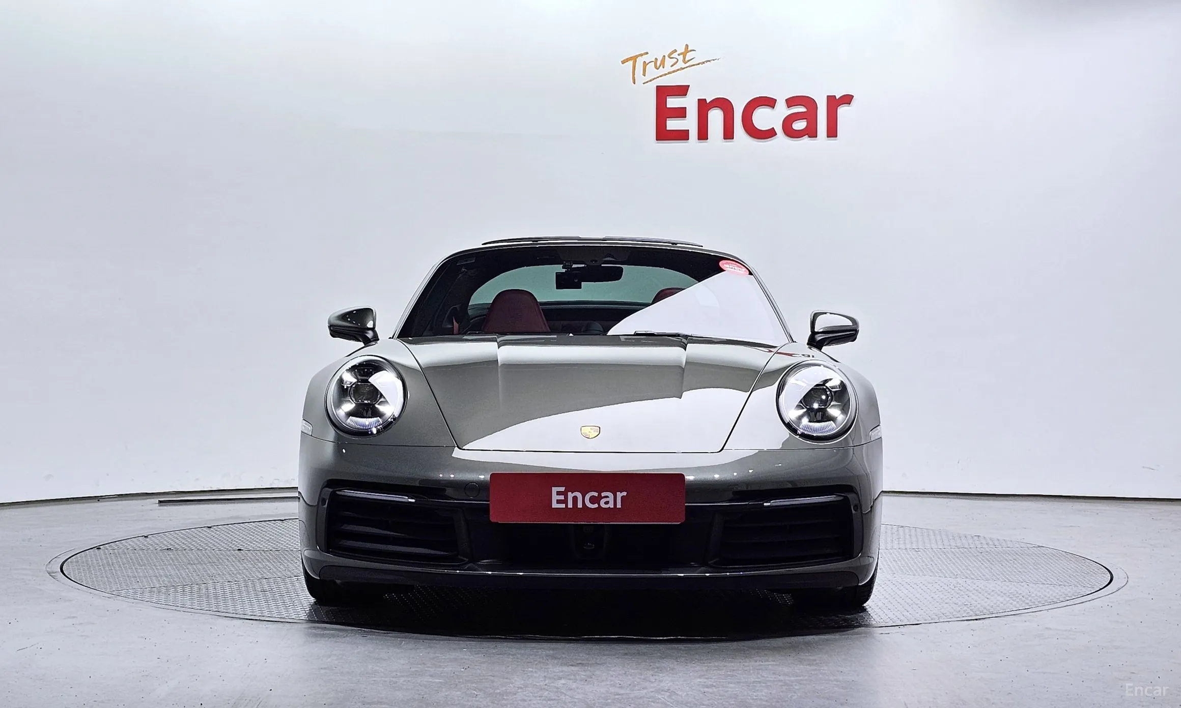Porsche 911 (992) превью 2
