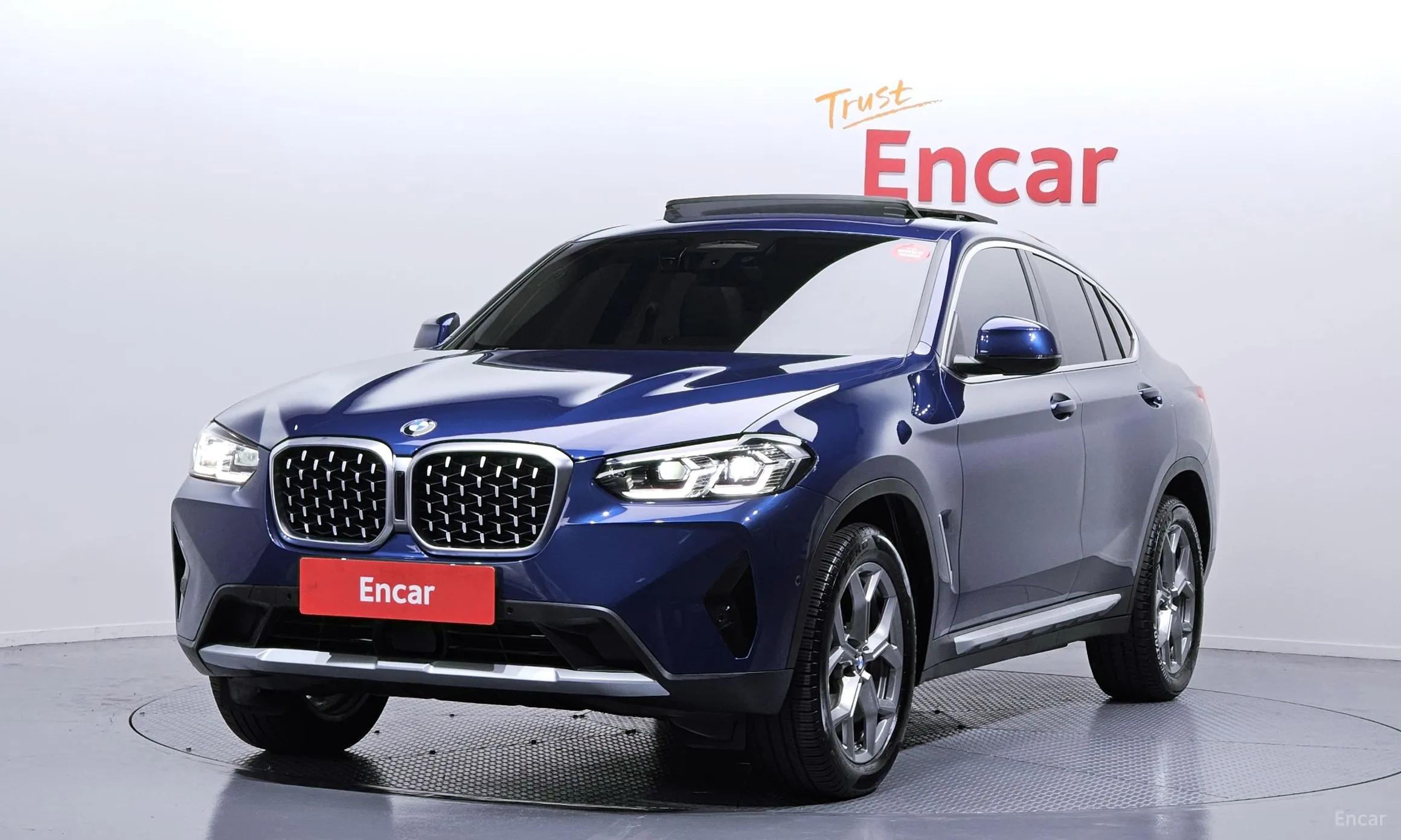 X4 (G02)