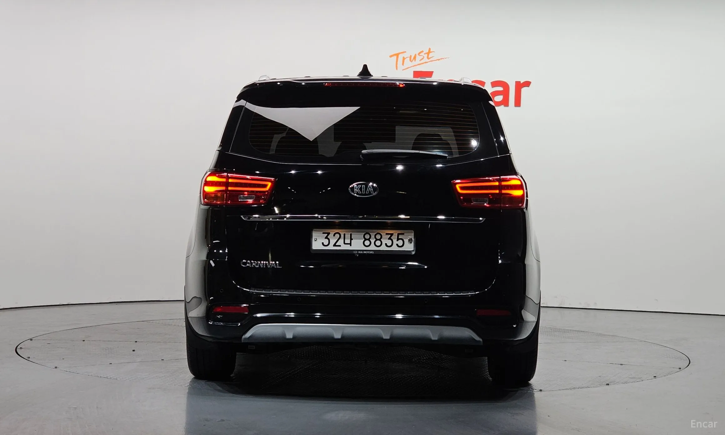 Kia Carnival превью 3