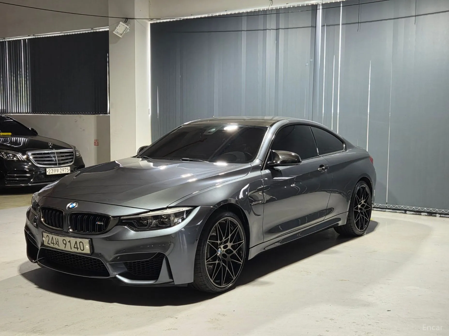 BMW M4 (F82)