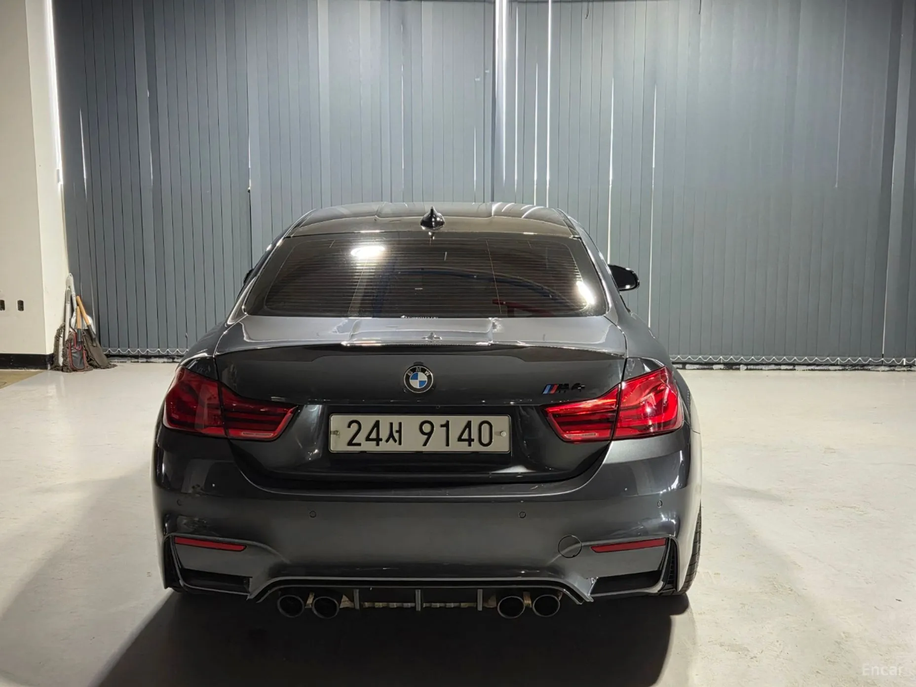 BMW M4 (F82) превью 3