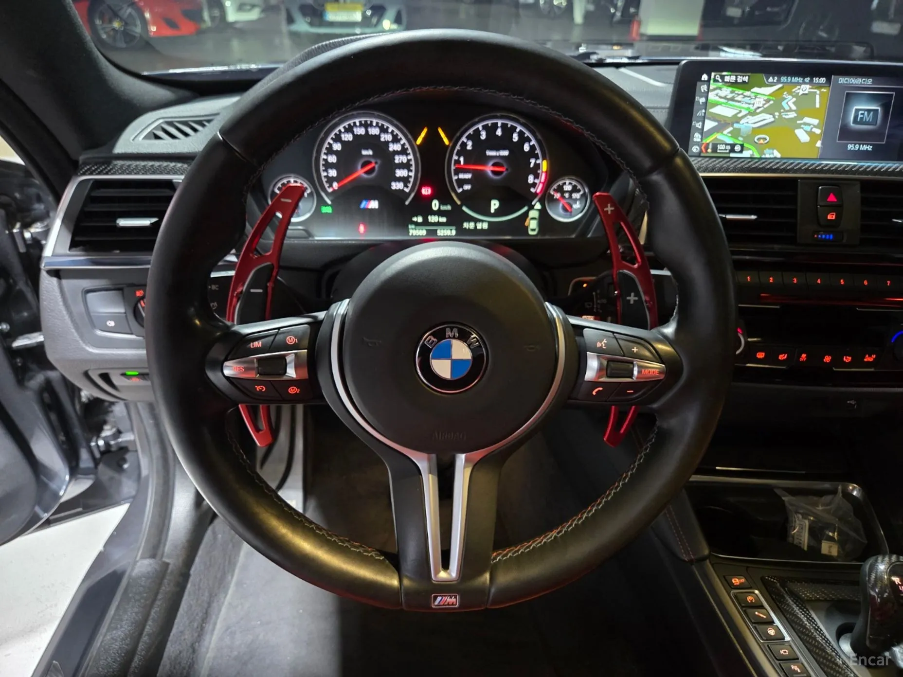 BMW M4 (F82) превью 4