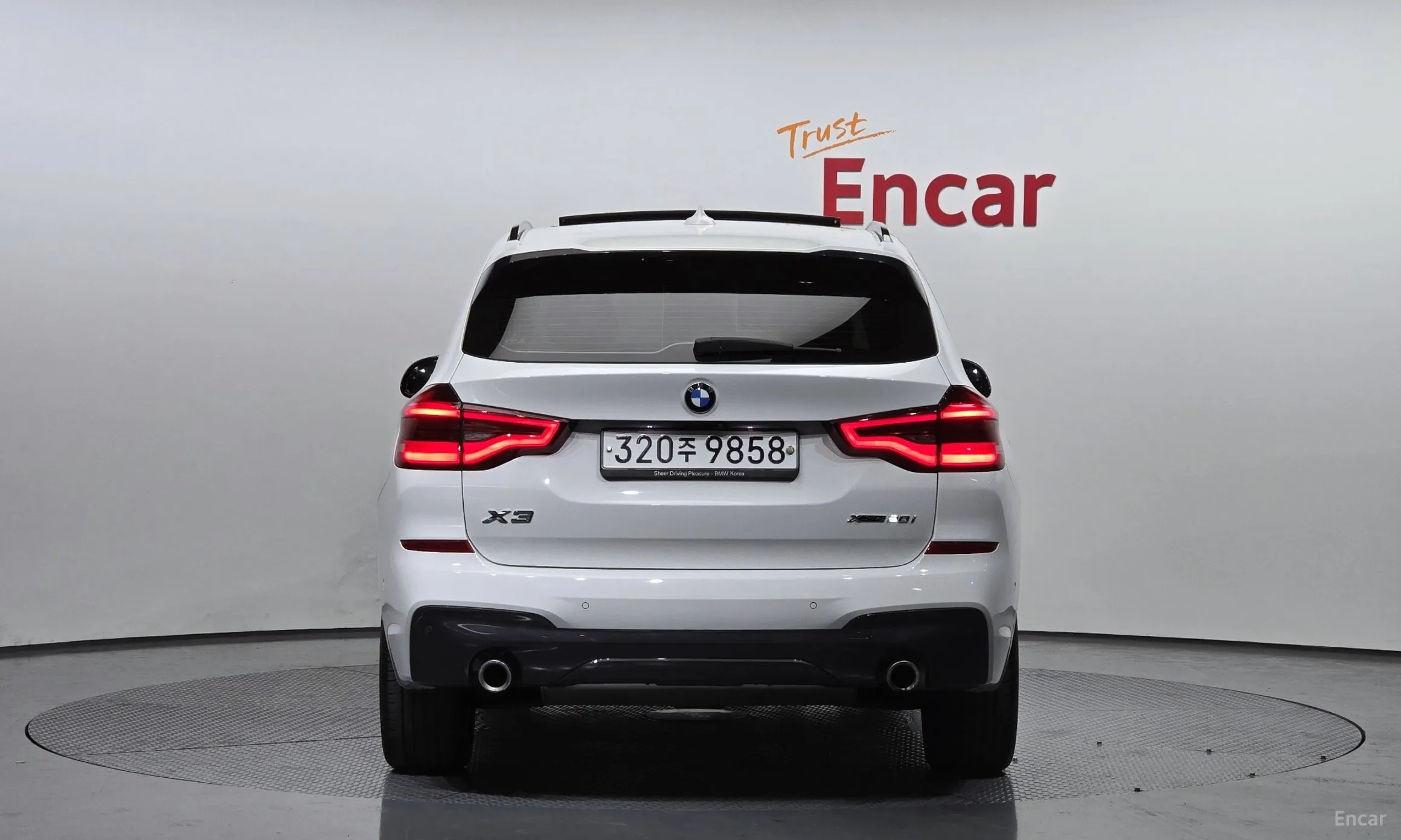 BMW X3 (G01) превью 3