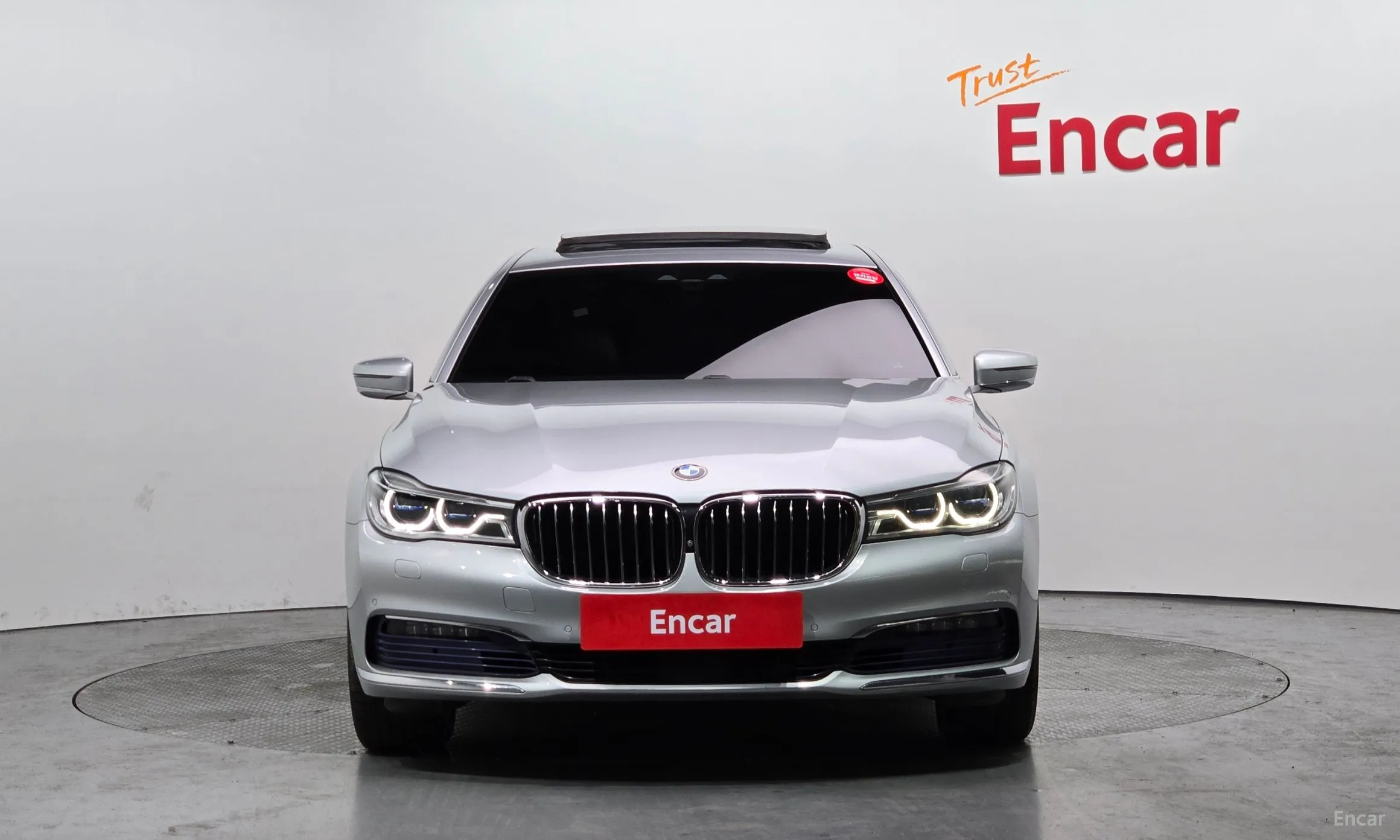 BMW 7 Series (G11) превью 2