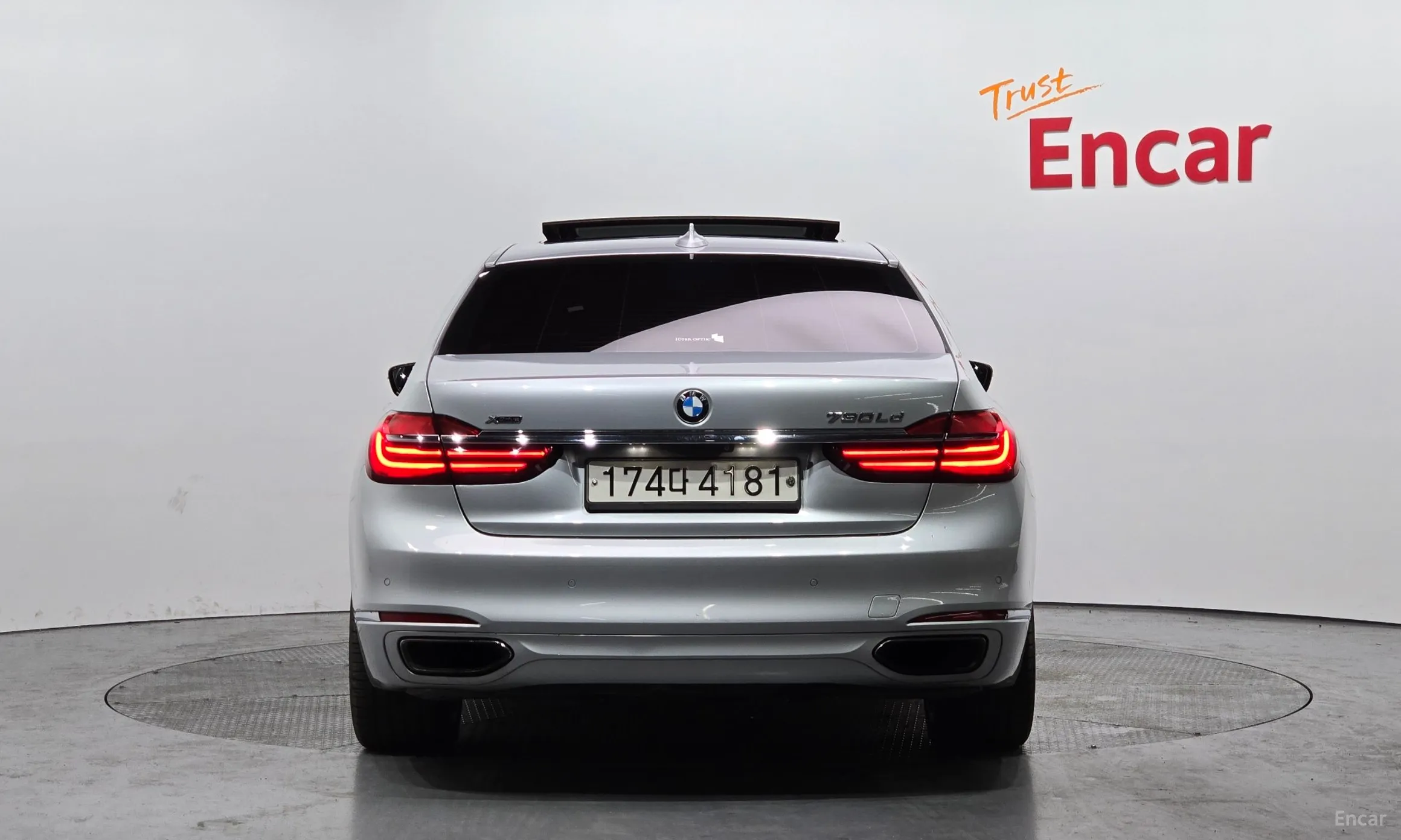 BMW 7 Series (G11) превью 3
