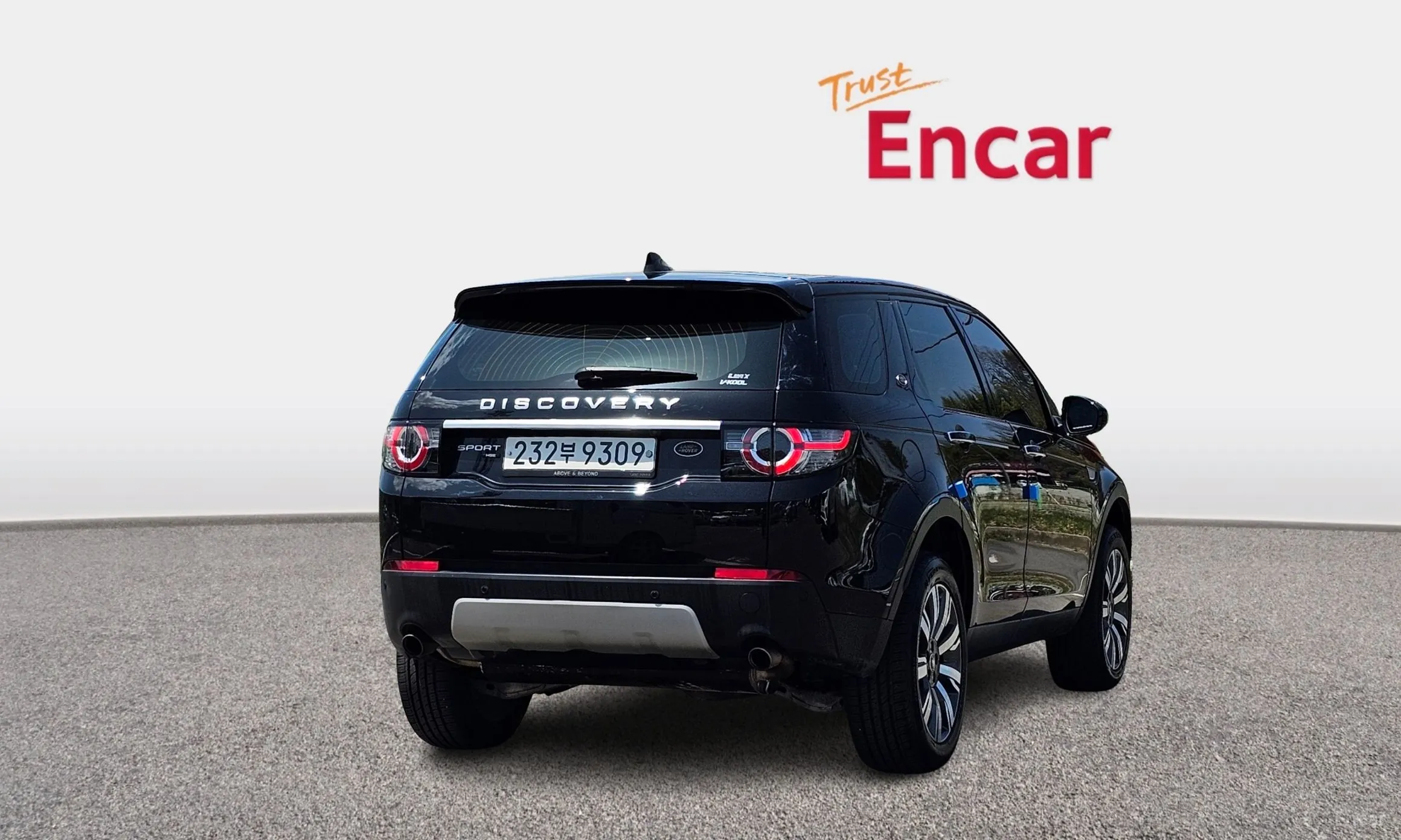 Land Rover Discovery Sports превью 3