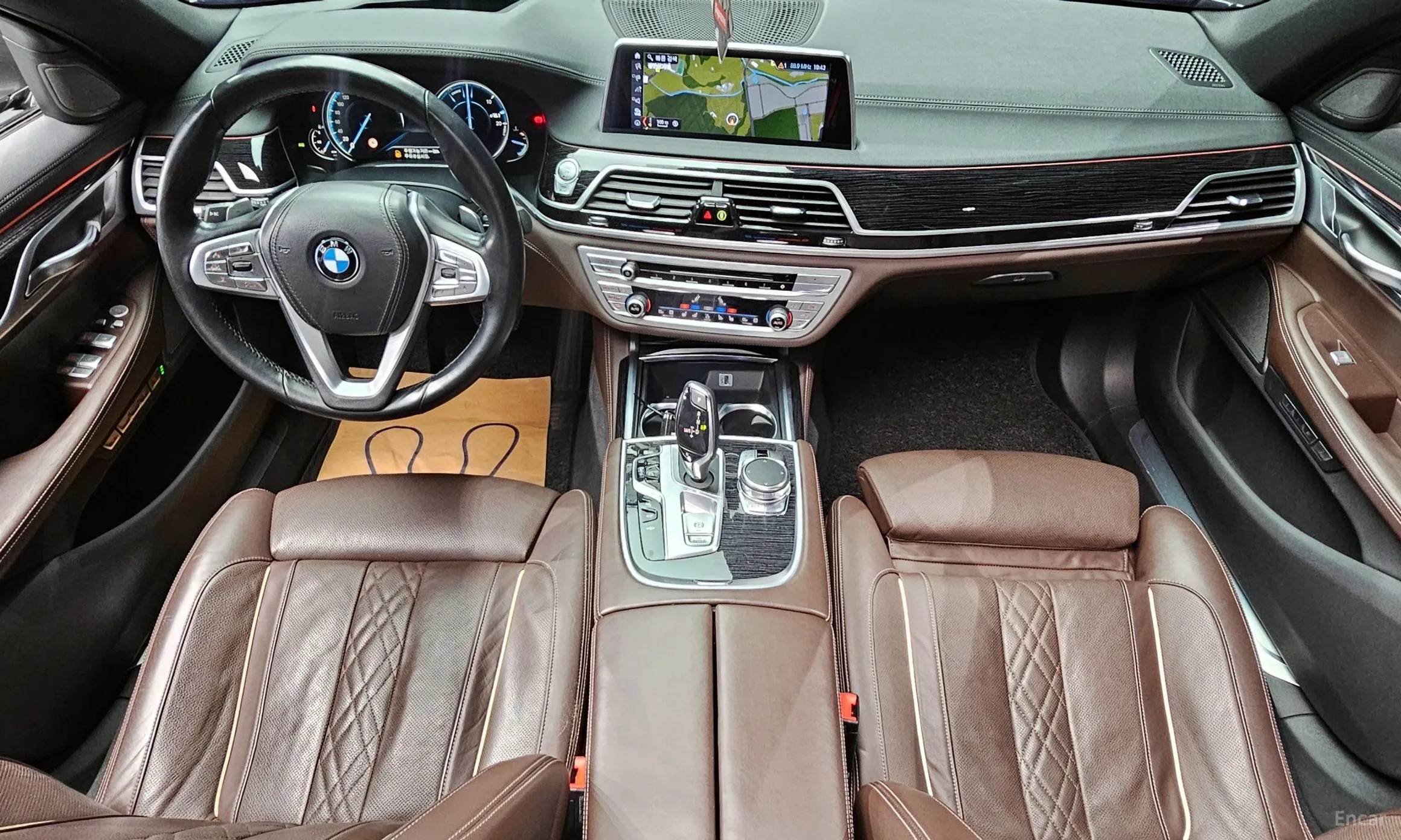 BMW 7 Series (G11) превью 4