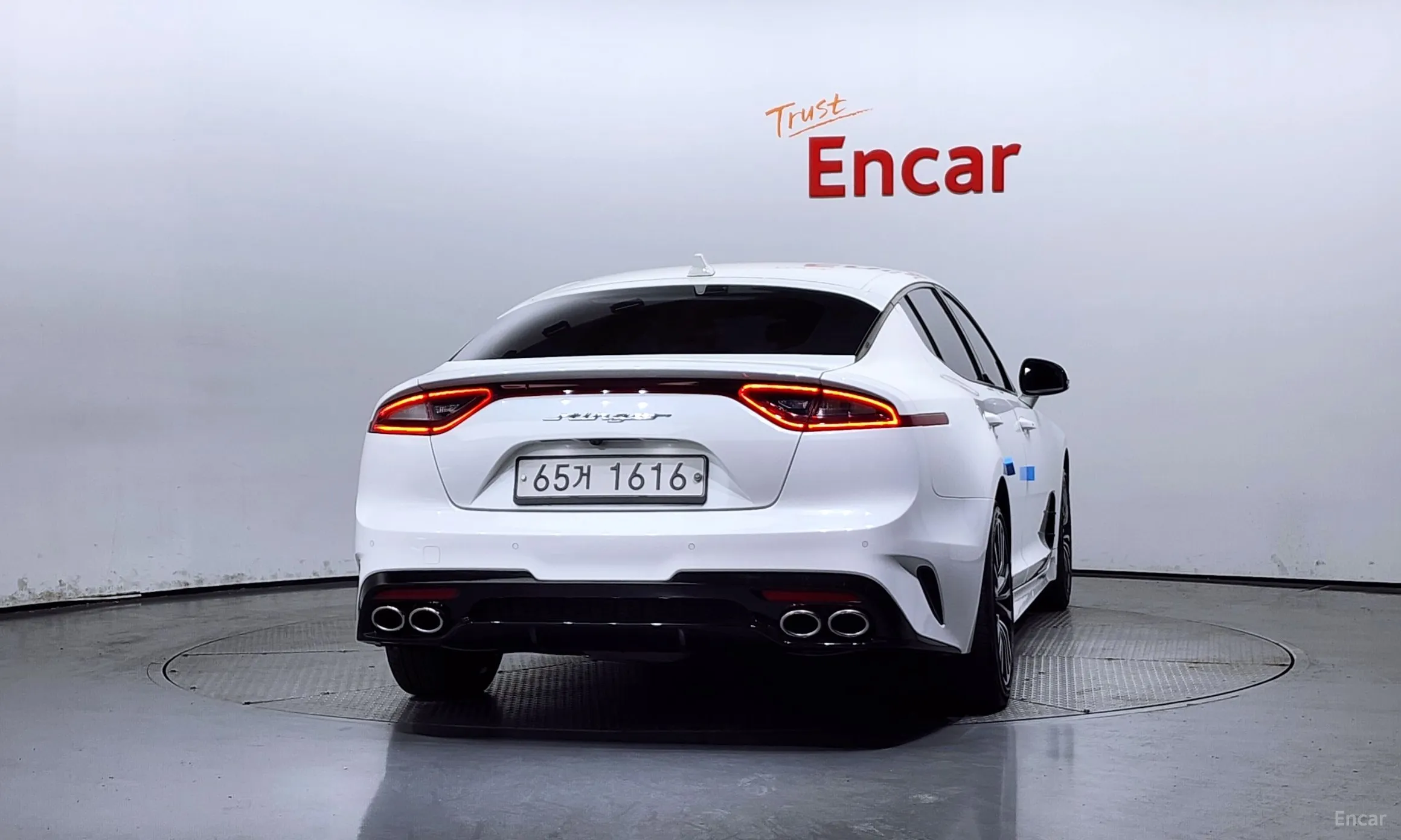 Kia Stinger превью 3