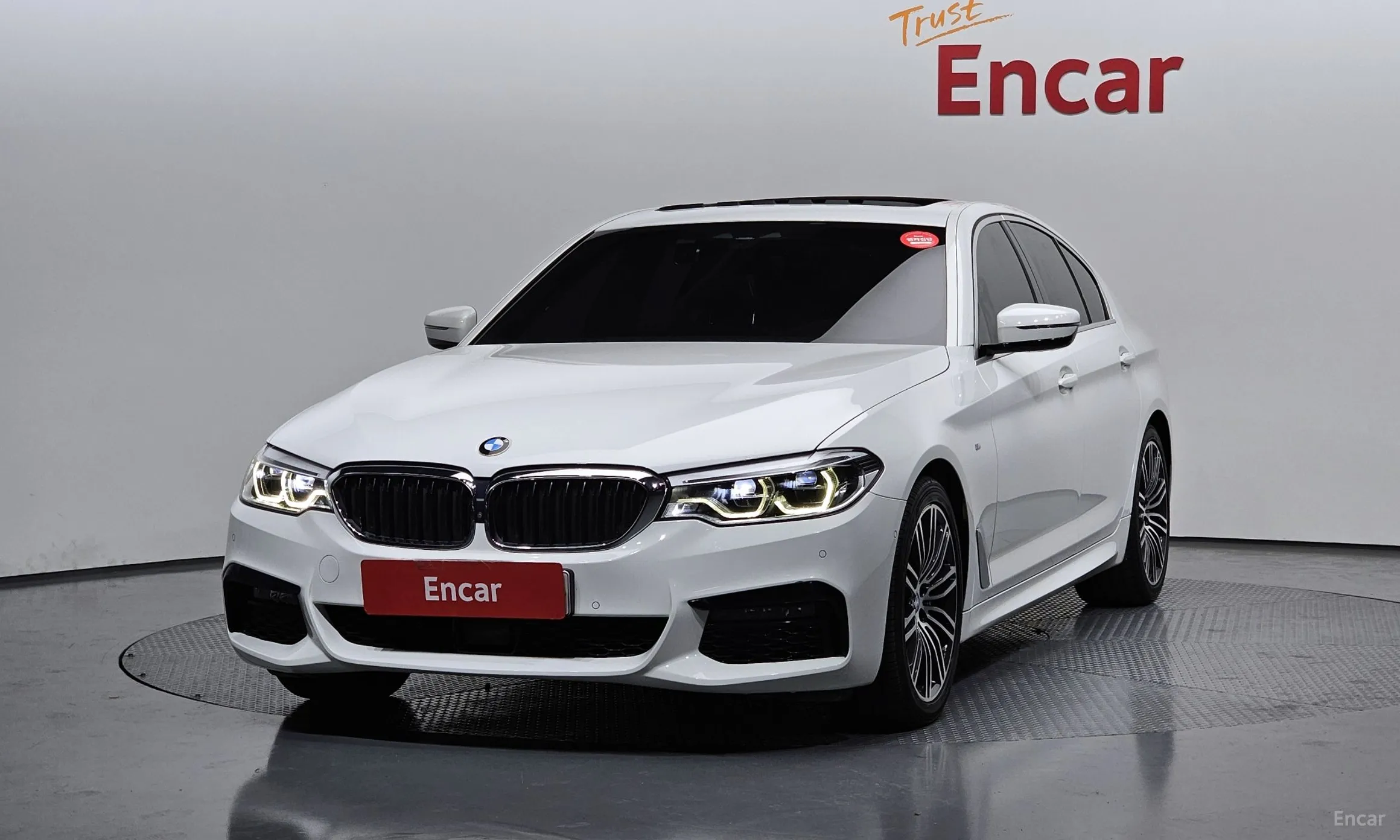 BMW 5 Series (G30)