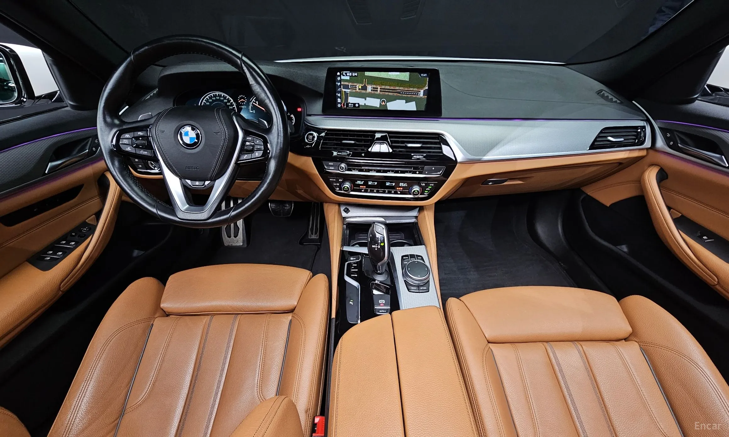 BMW 5 Series (G30) превью 4