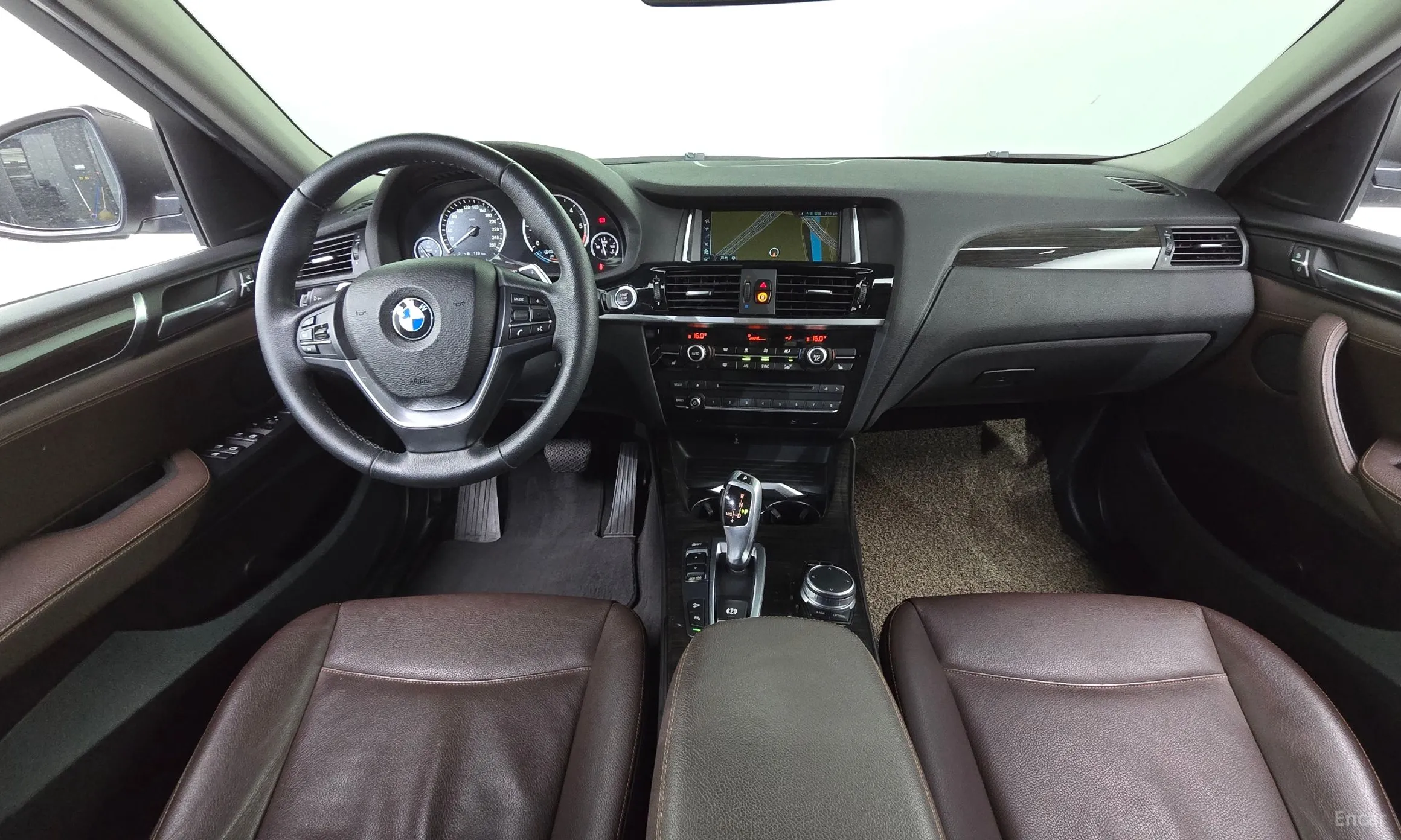 BMW X4 (F26) превью 4