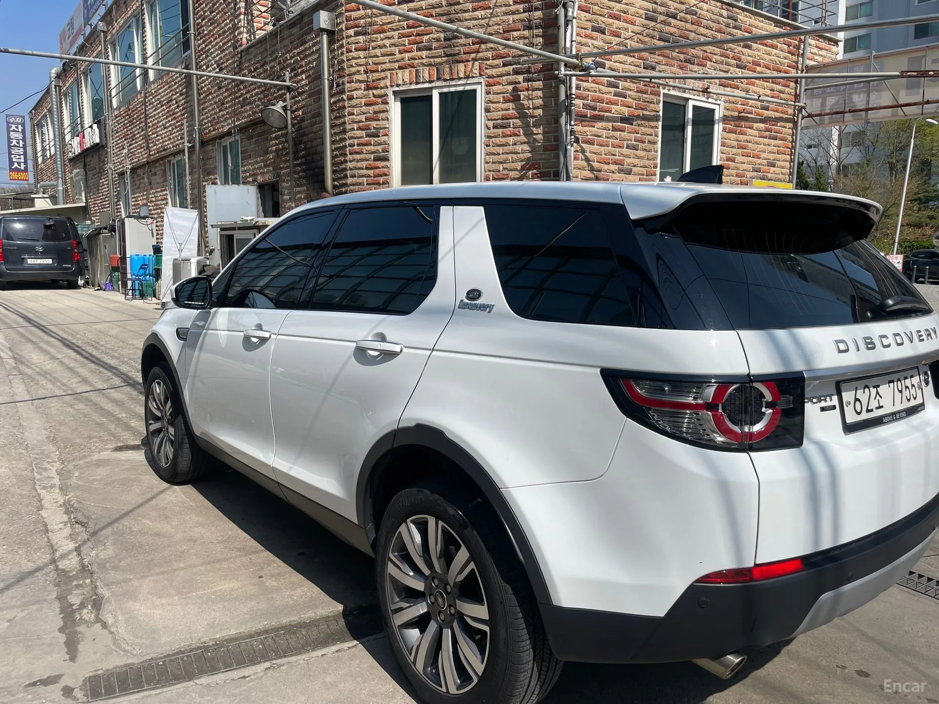 Land Rover Discovery Sports превью 3